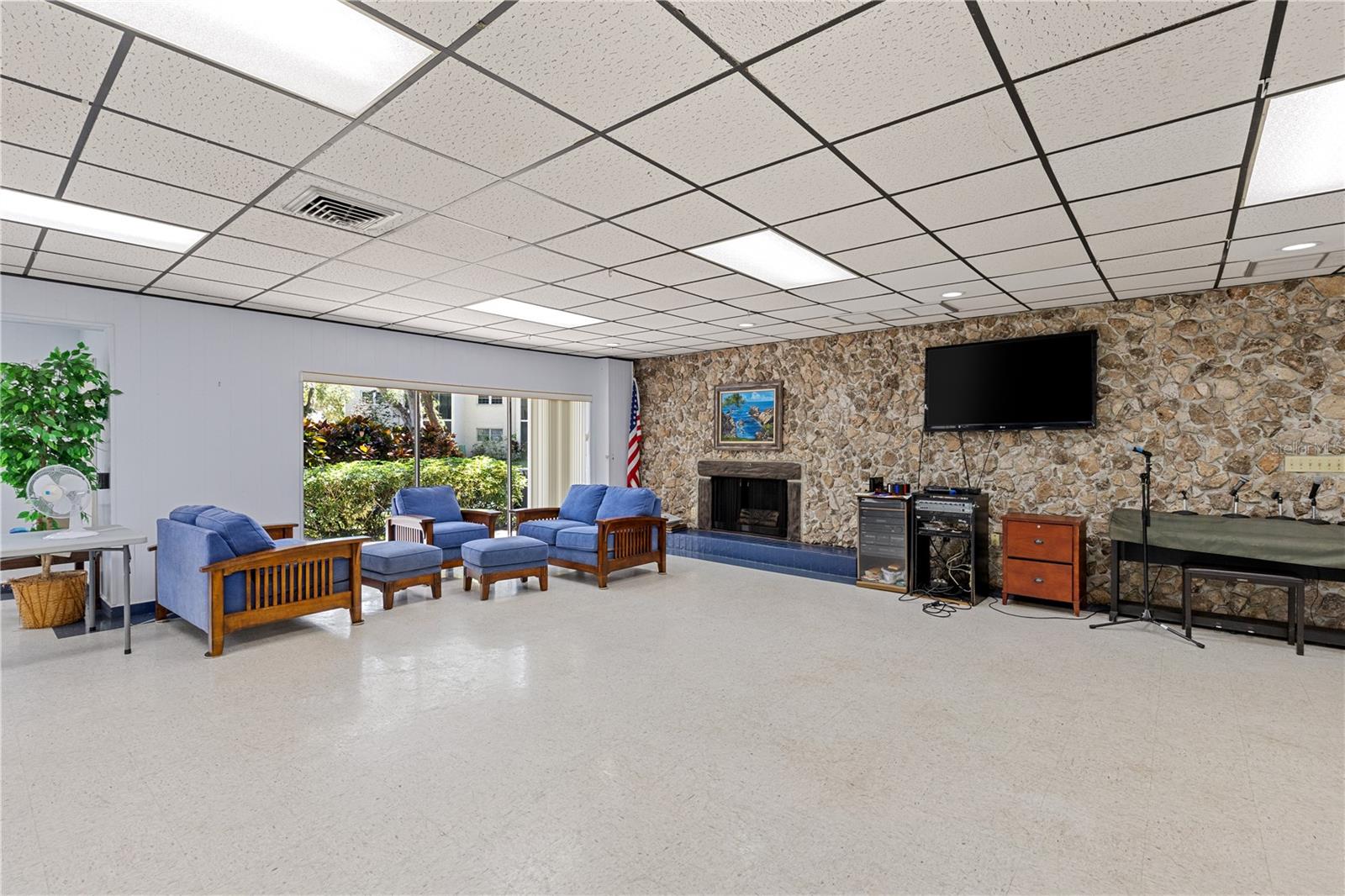 860 VIRGINIA ST #304