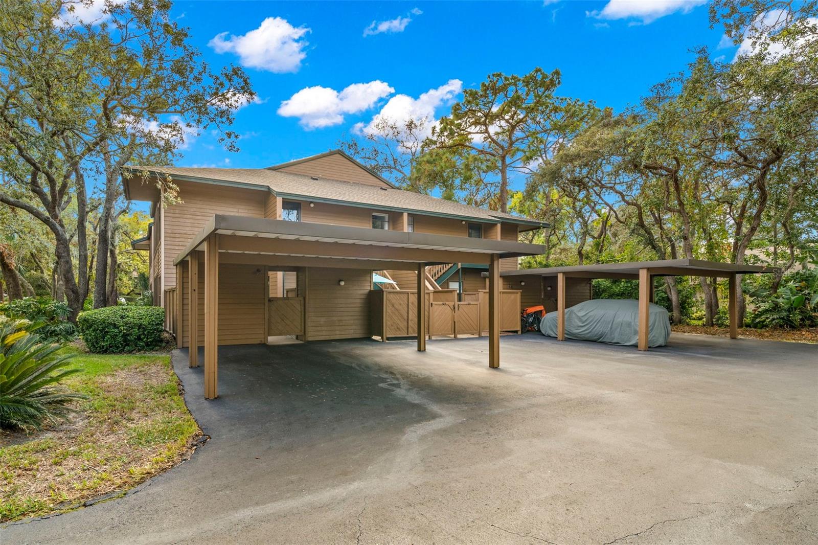 104 CYPRESS POND RD #104