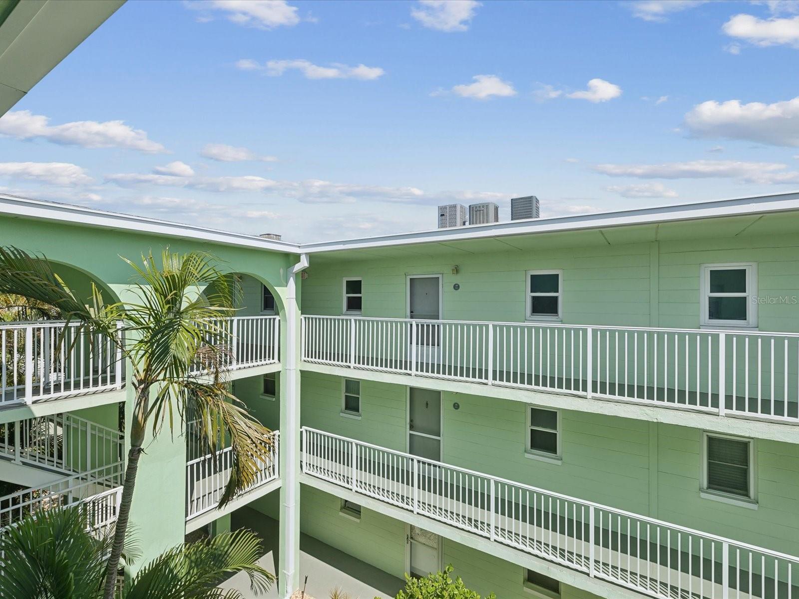 464 N PAULA DR #322