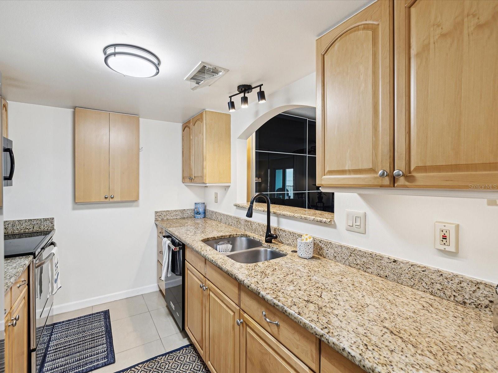 464 N PAULA DR #322