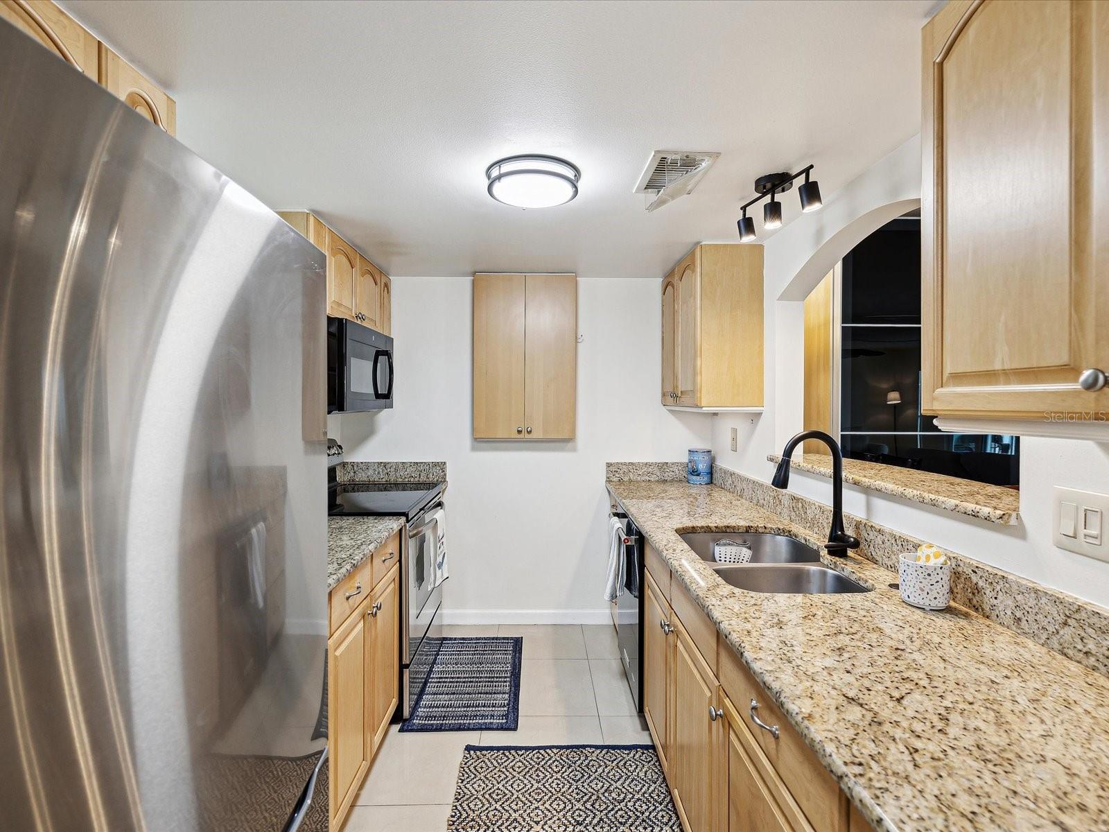 464 N PAULA DR #322