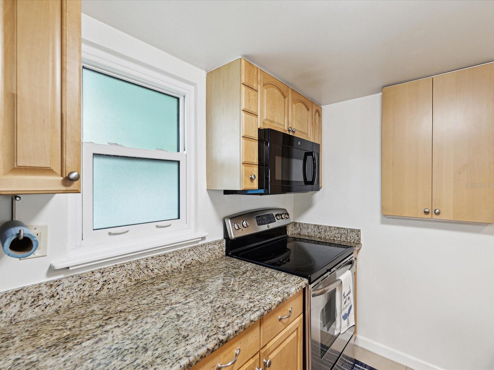 464 N PAULA DR #322