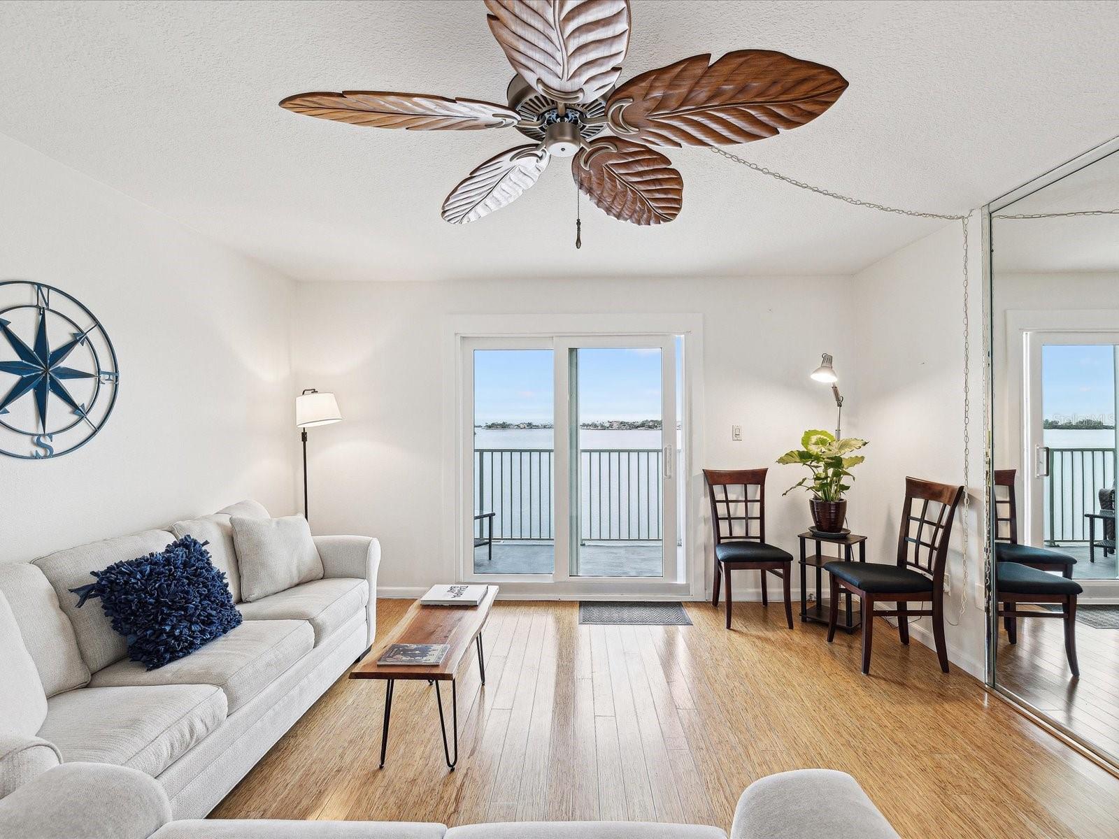 464 N PAULA DR #322