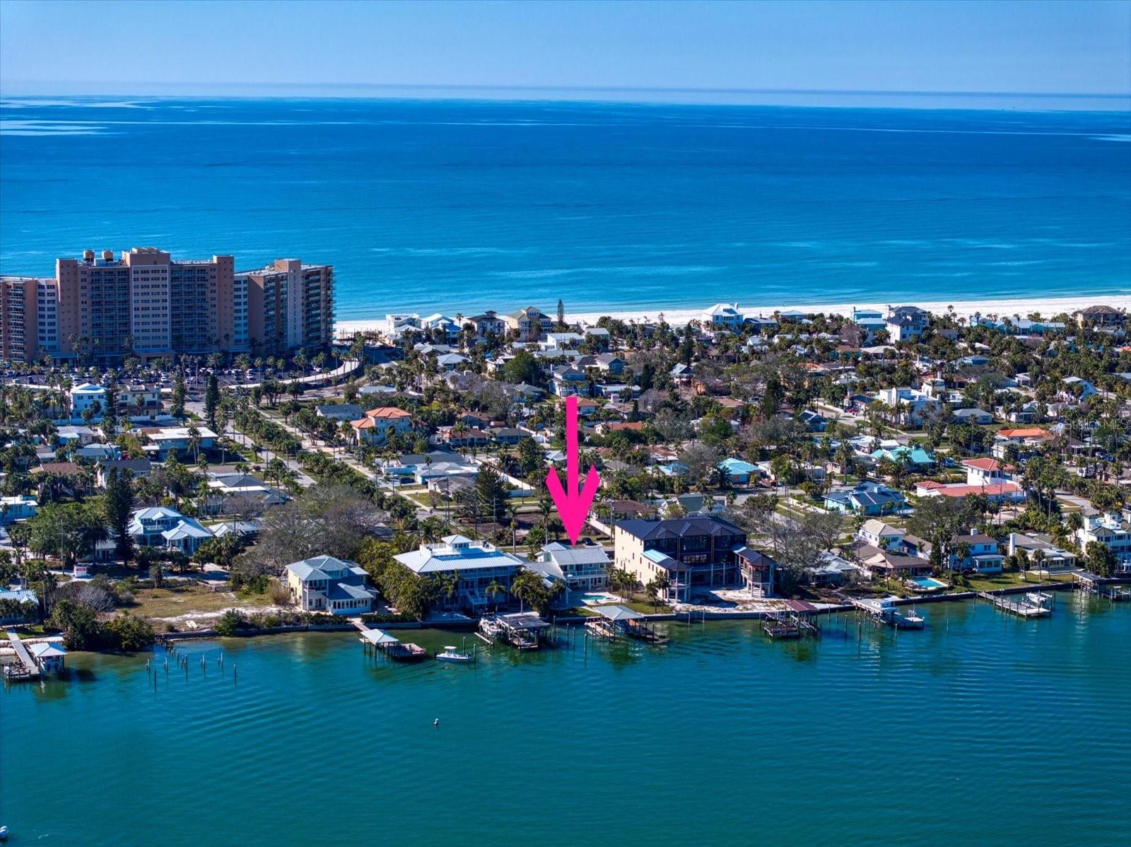 901 BAY ESPLANADE