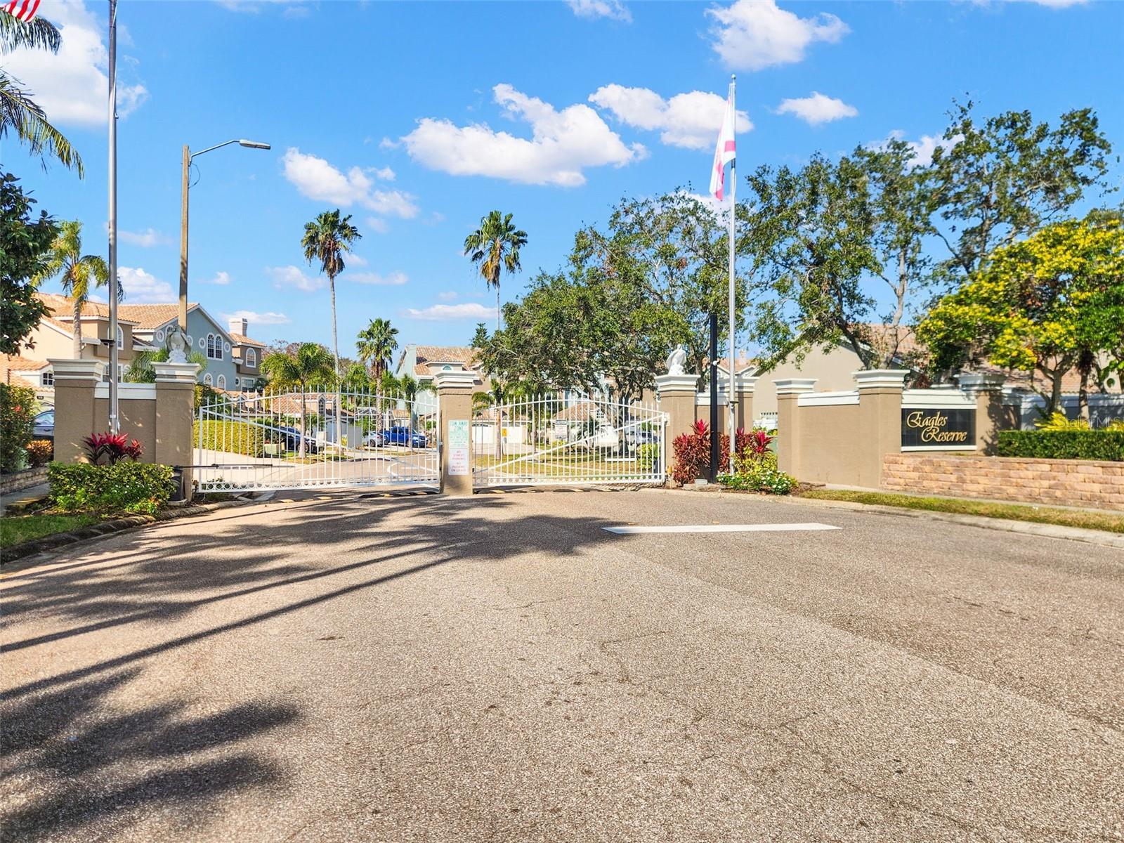 1576 LAGO VISTA BLVD