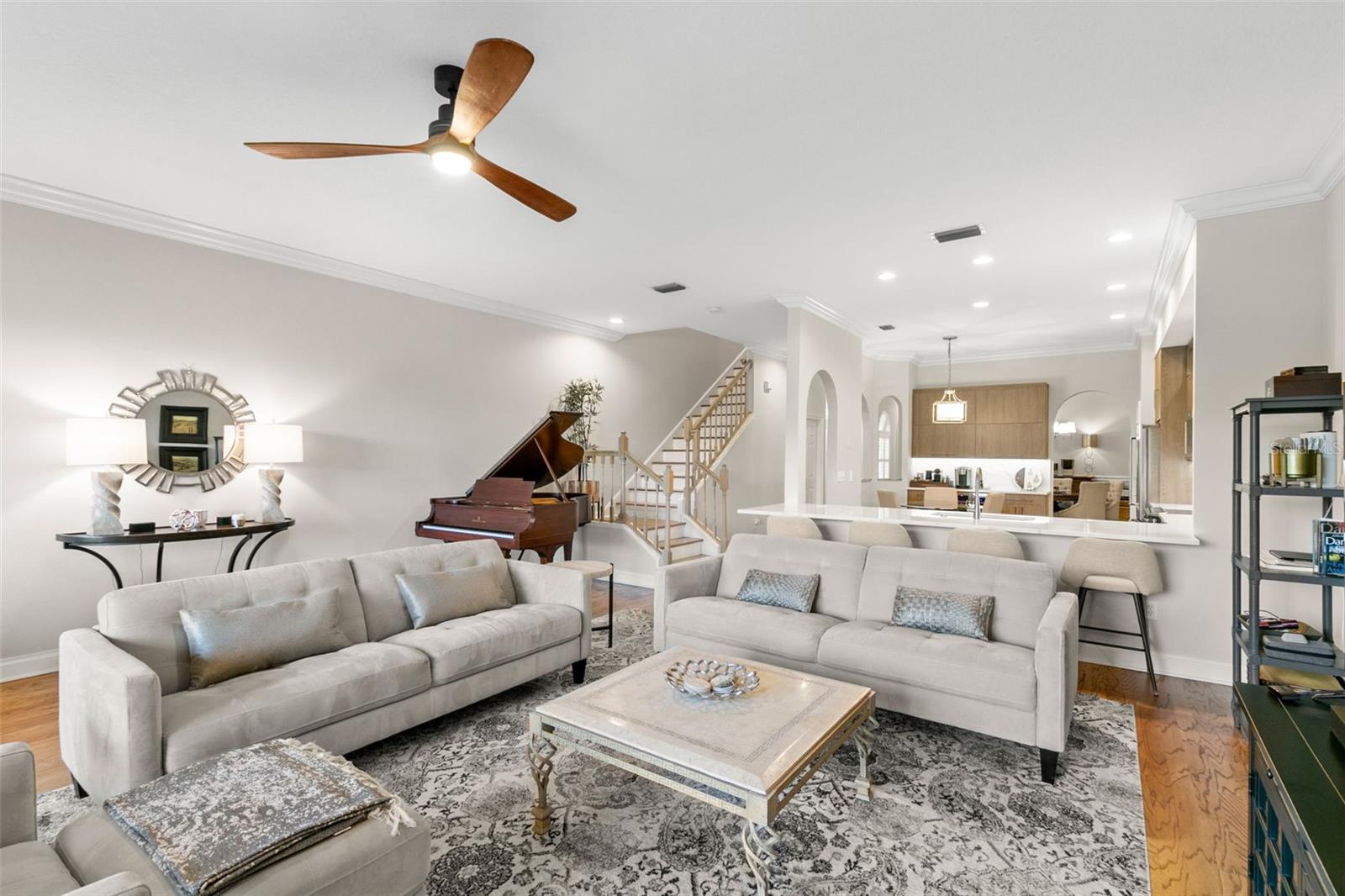 1576 LAGO VISTA BLVD