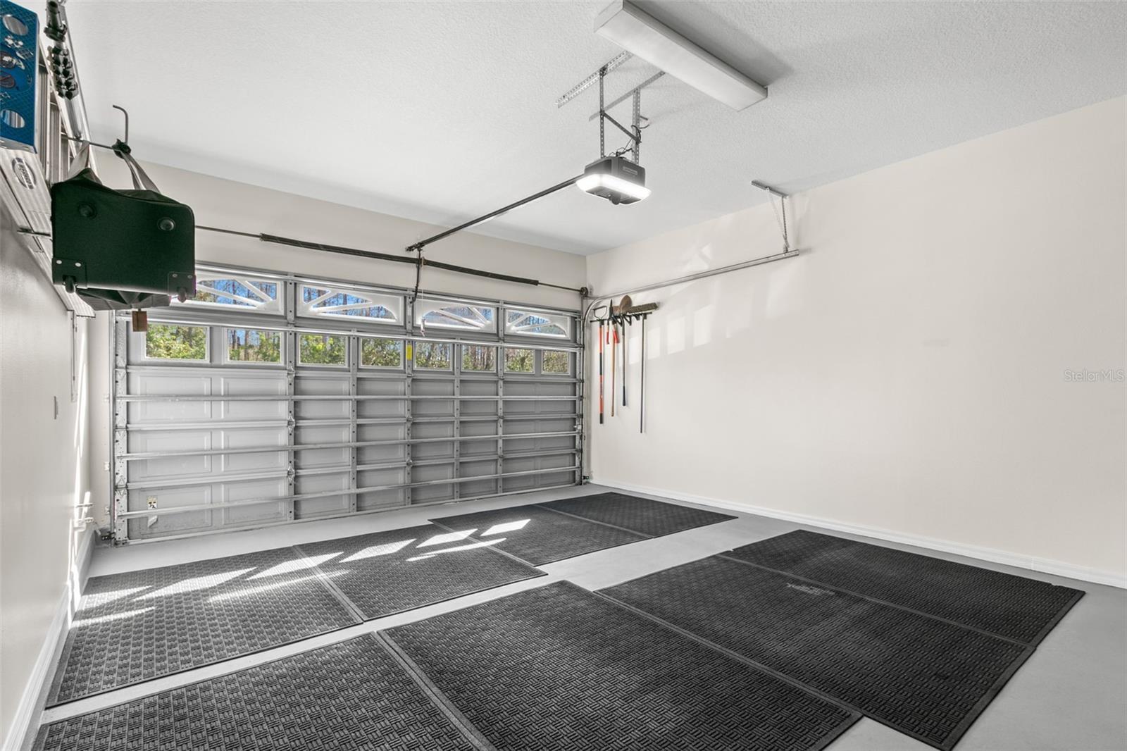 1576 LAGO VISTA BLVD