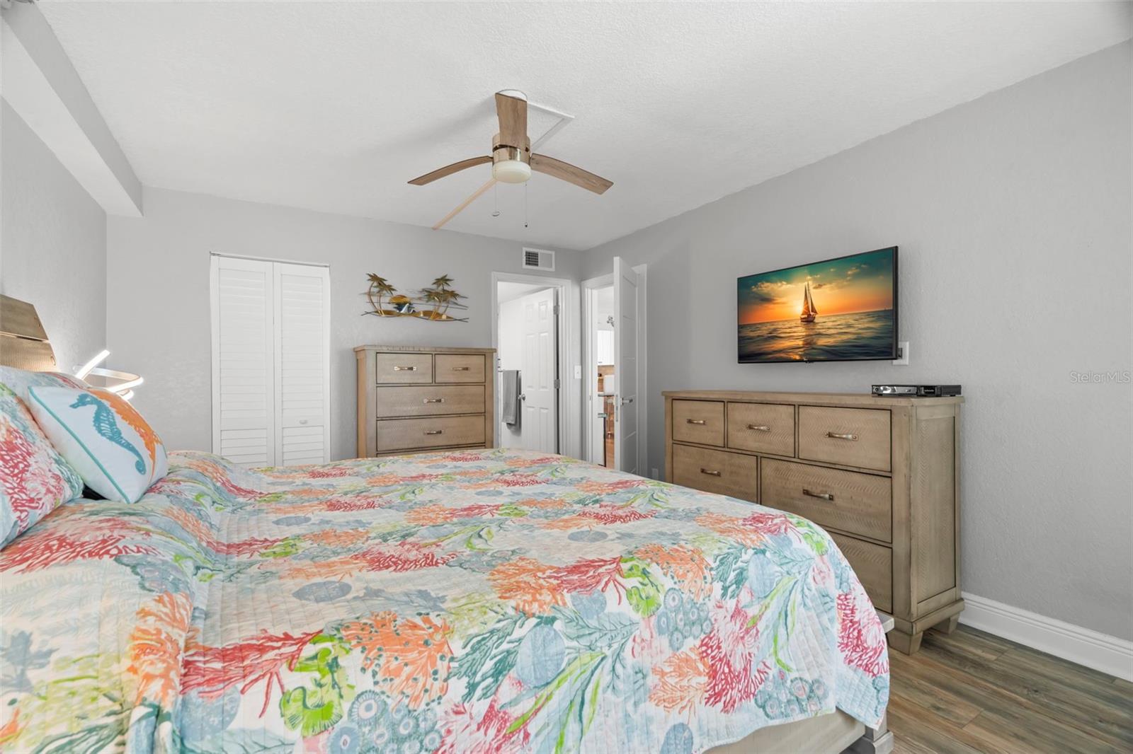 14900 GULF BLVD #304