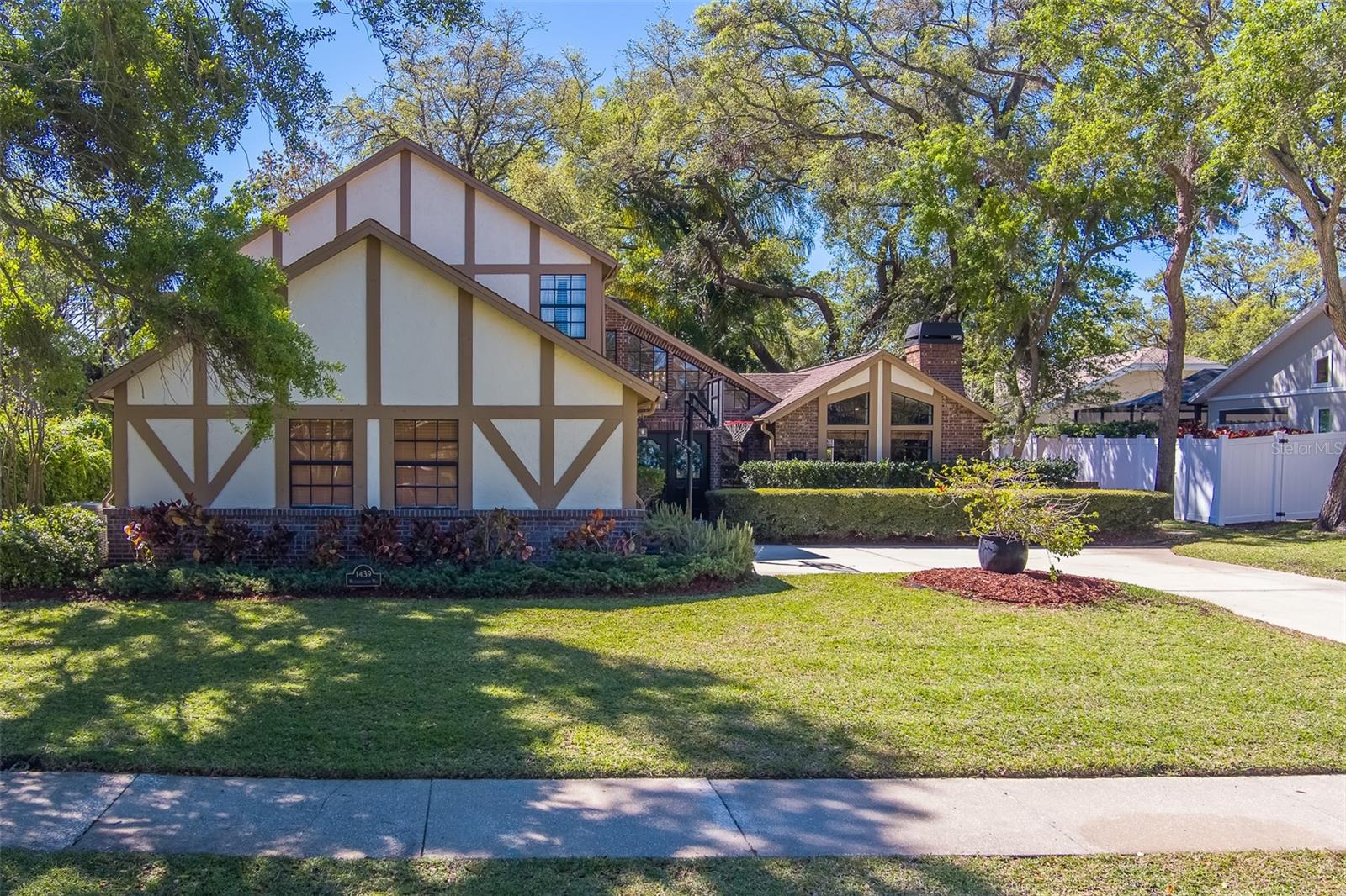 1439 WETHERINGTON WAY