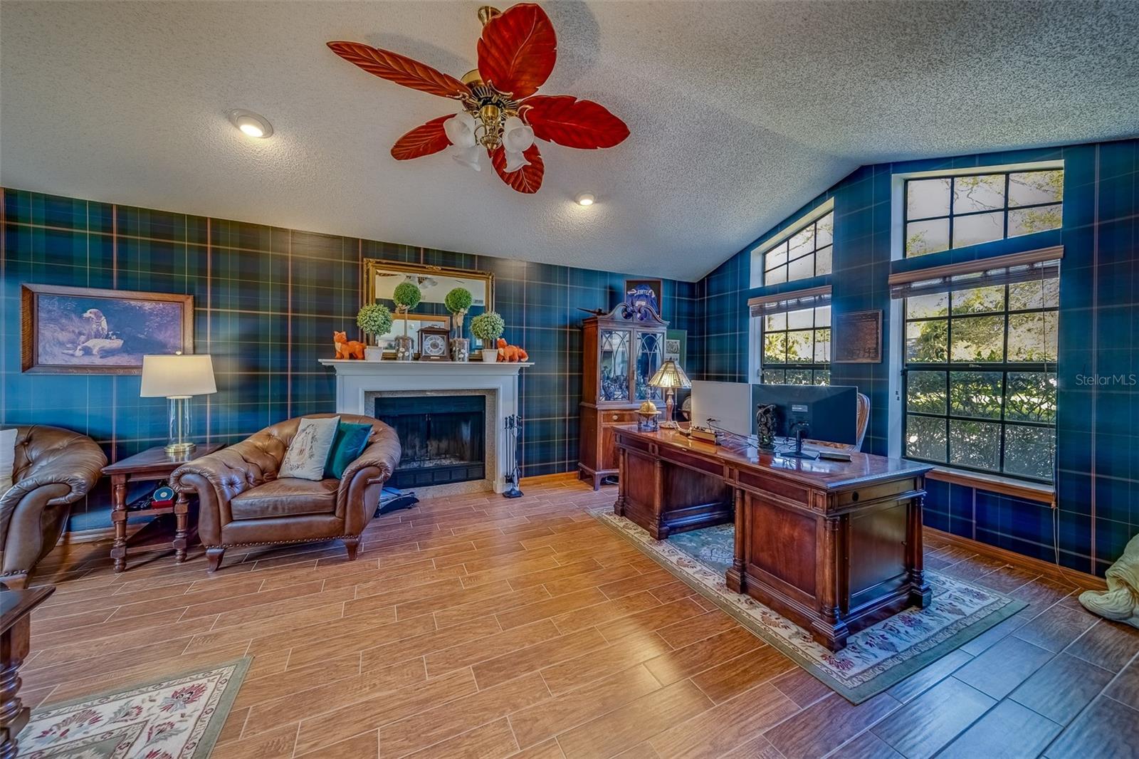1439 WETHERINGTON WAY
