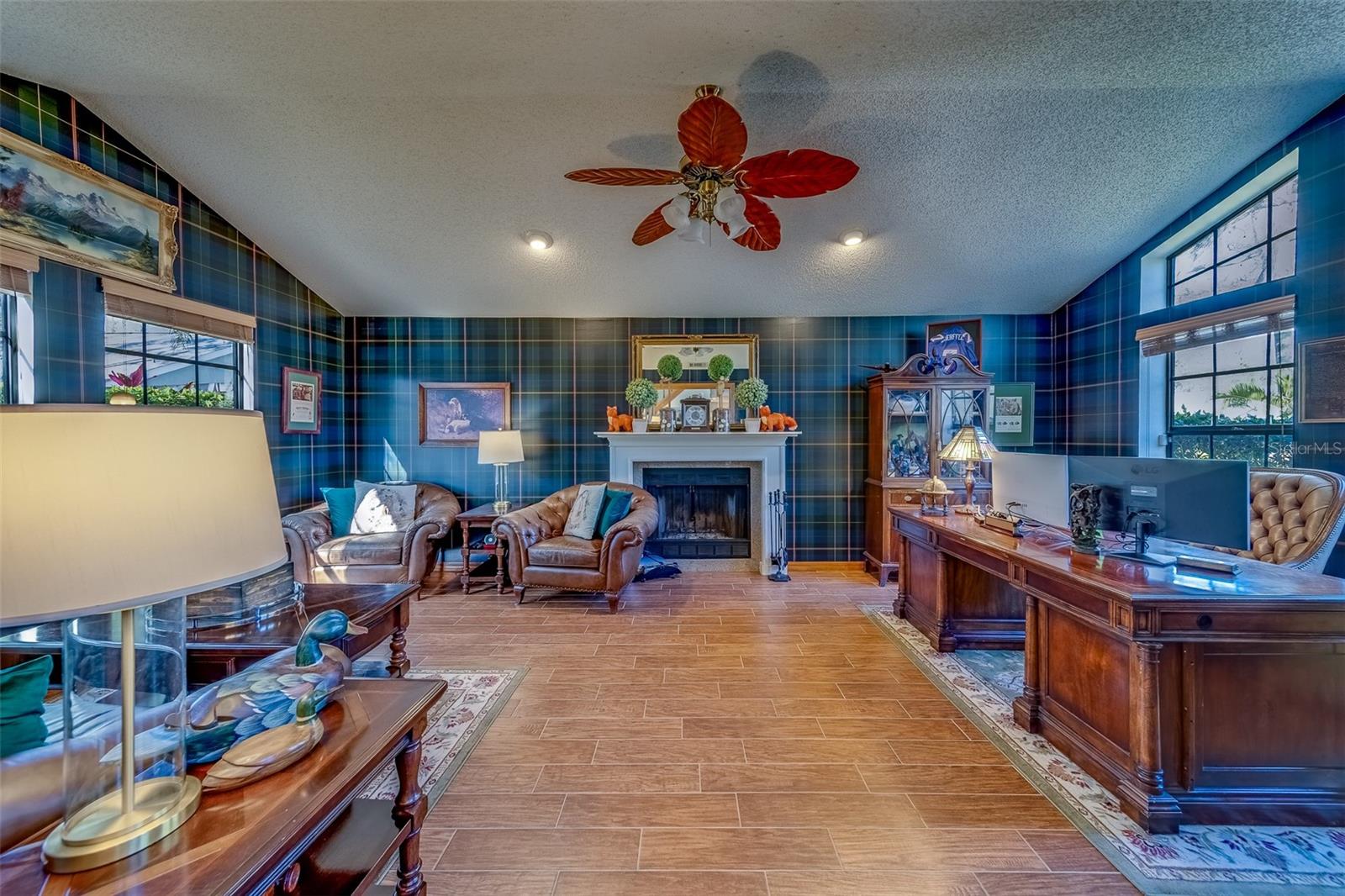 1439 WETHERINGTON WAY