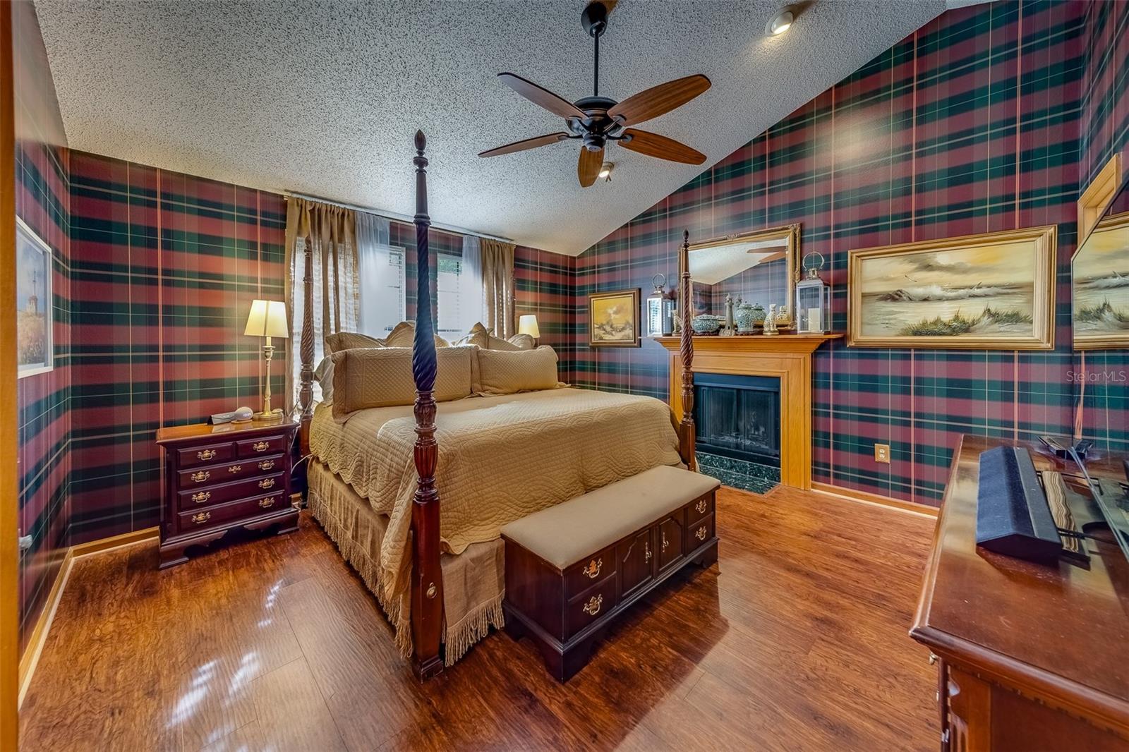 1439 WETHERINGTON WAY