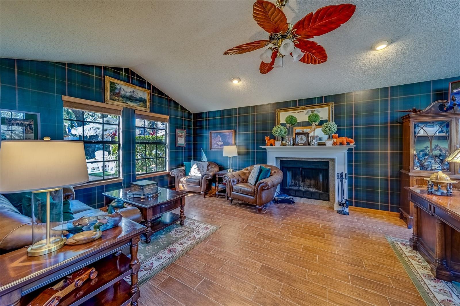1439 WETHERINGTON WAY
