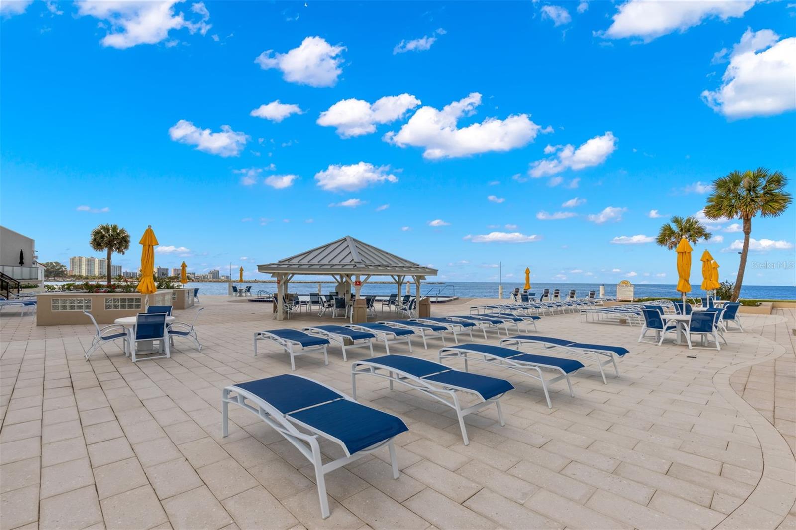 440 S GULFVIEW BLVD #1701