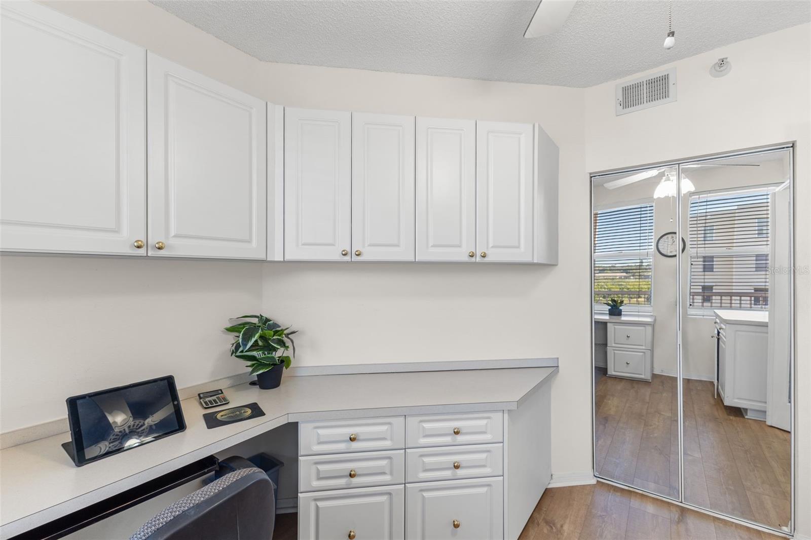 6475 SHORELINE DR #5403