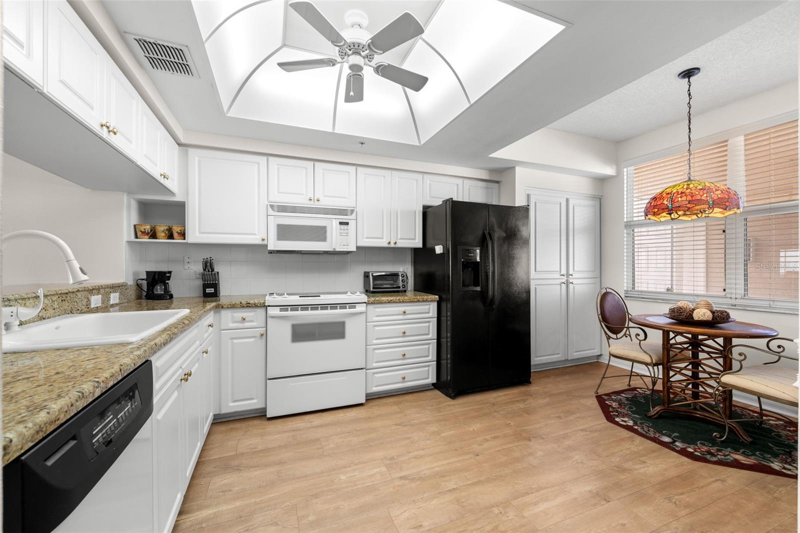 6475 SHORELINE DR #5403