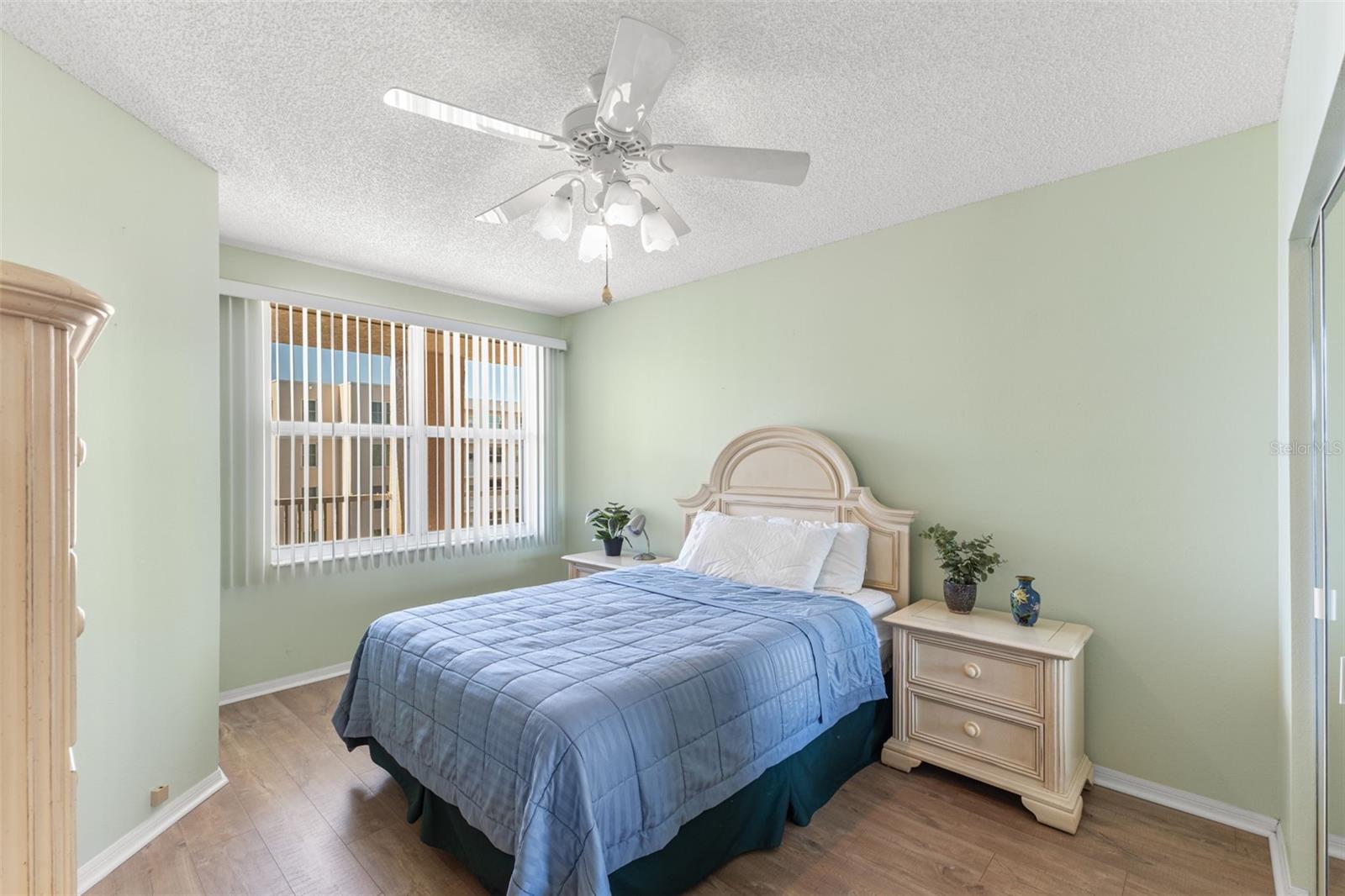 6475 SHORELINE DR #5403