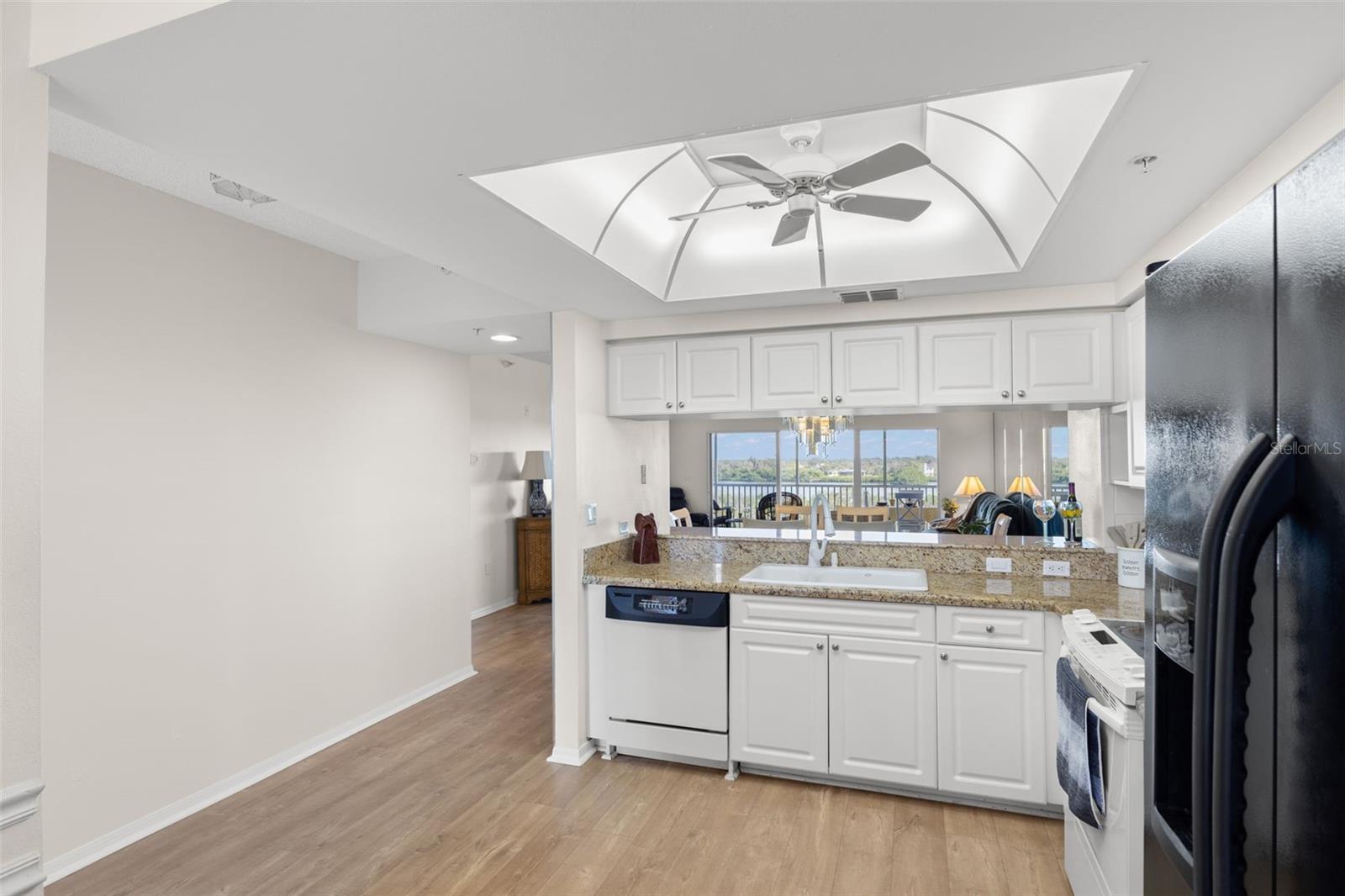 6475 SHORELINE DR #5403