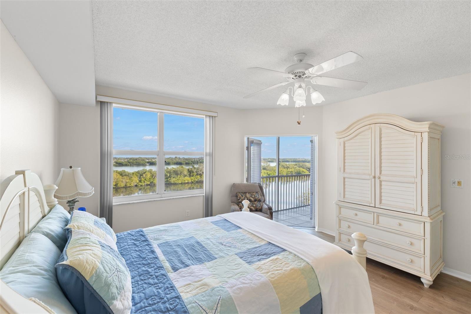 6475 SHORELINE DR #5403