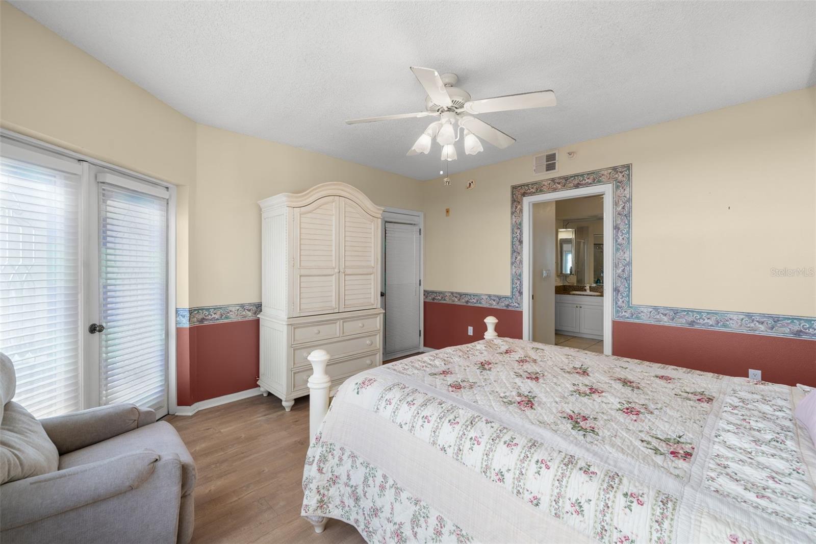 6475 SHORELINE DR #5403