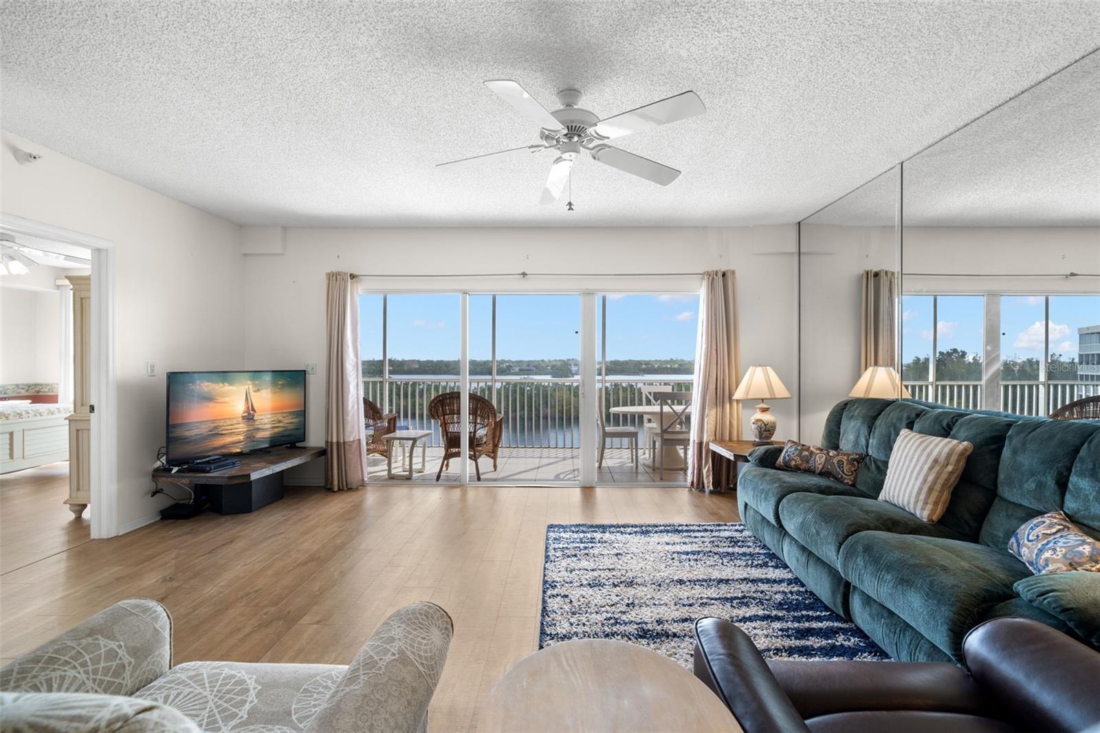 6475 SHORELINE DR #5403