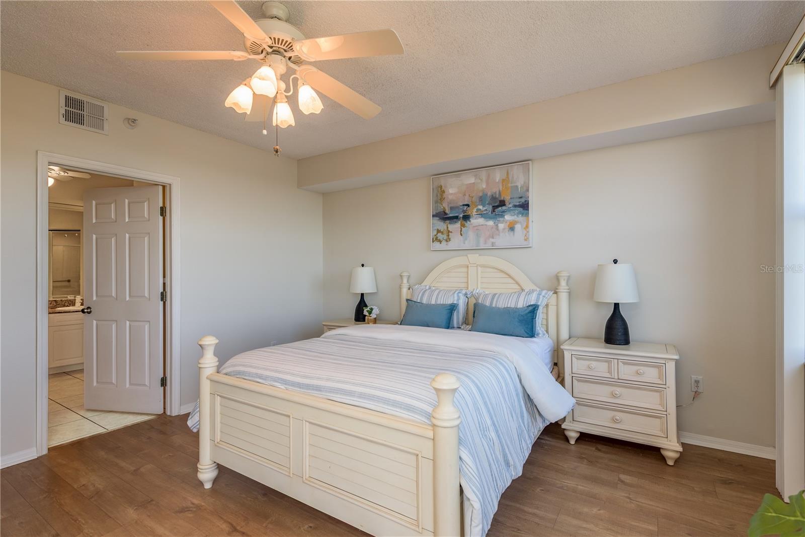 6475 SHORELINE DR #5403