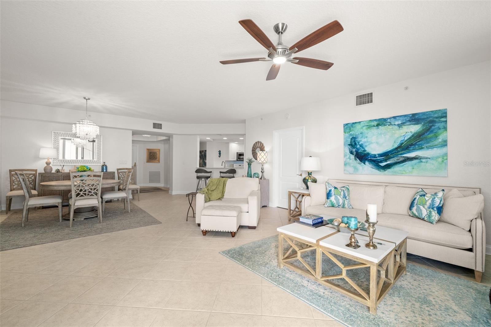 11 SAN MARCO ST #407