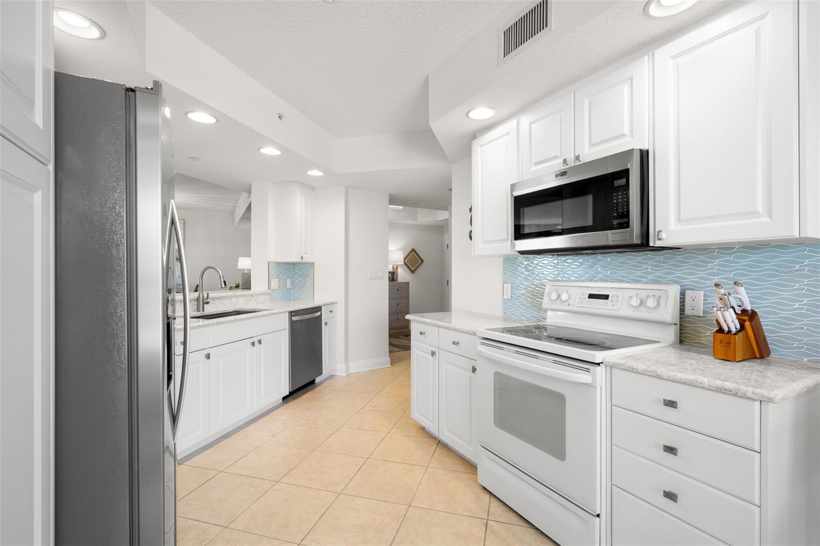11 SAN MARCO ST #407