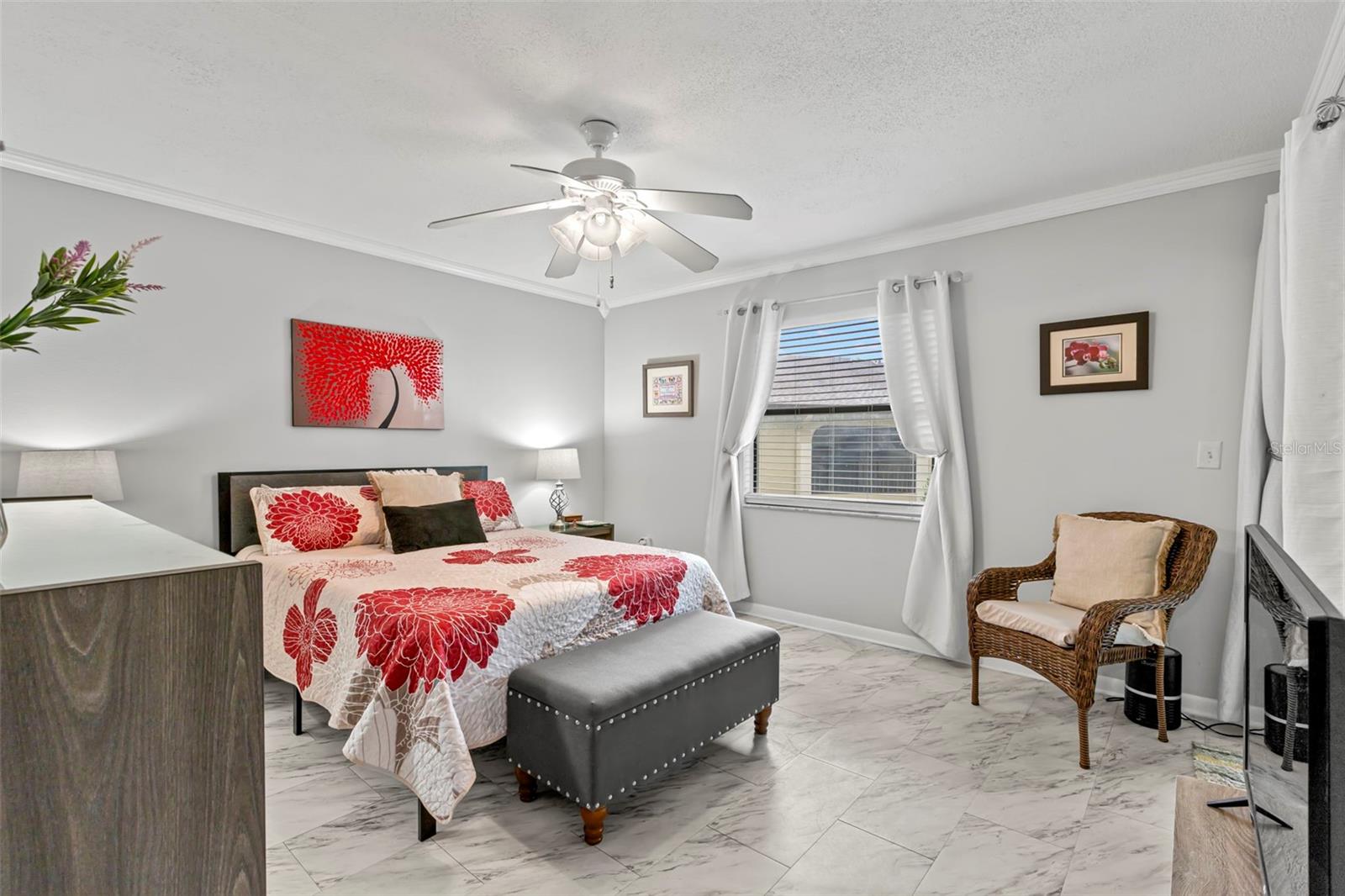 3399 MERMOOR DR #301