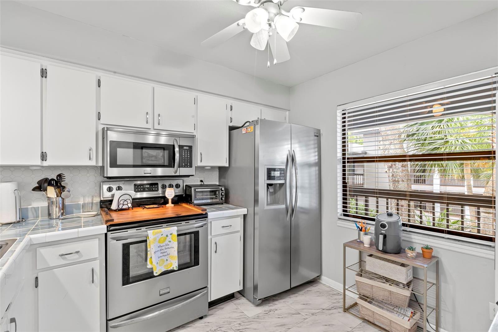 3399 MERMOOR DR #301