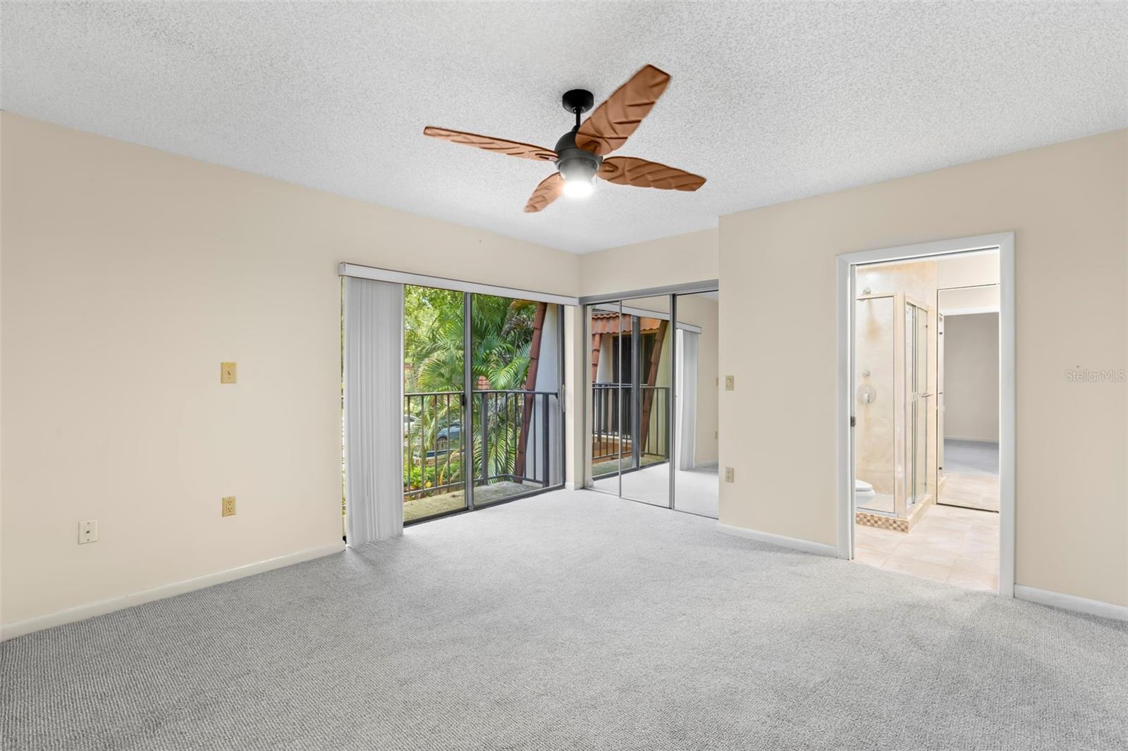 2712 12TH CT