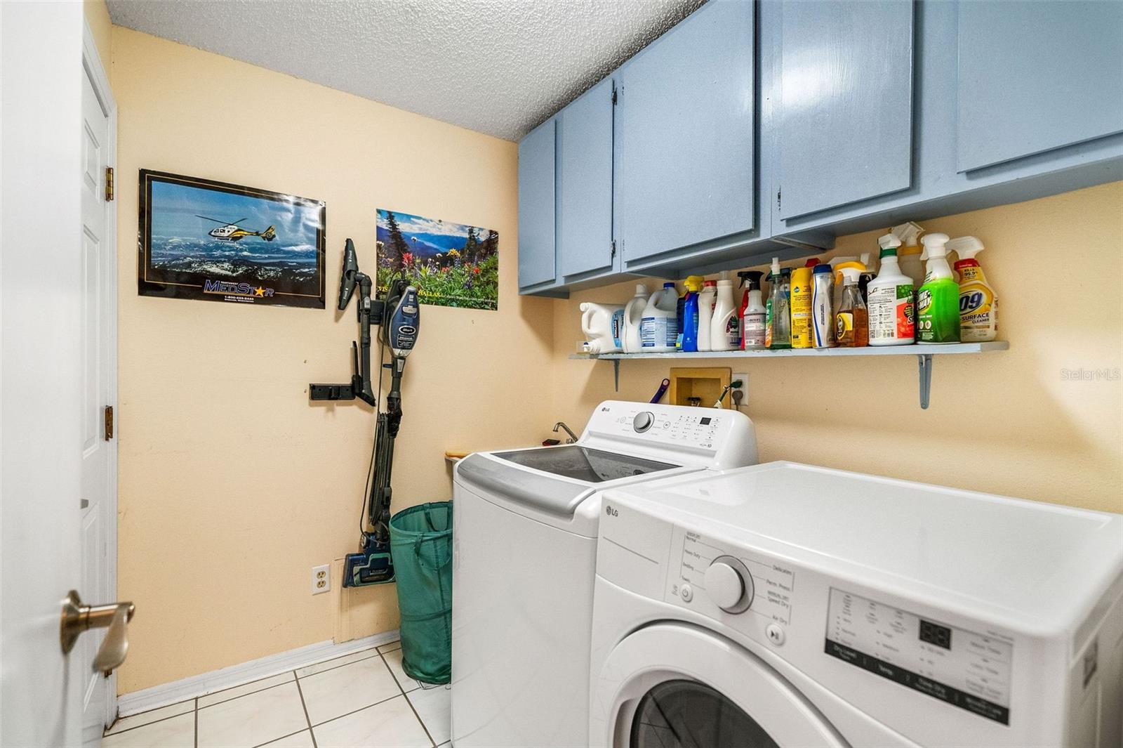 2161 CYPRESS POINT DR N