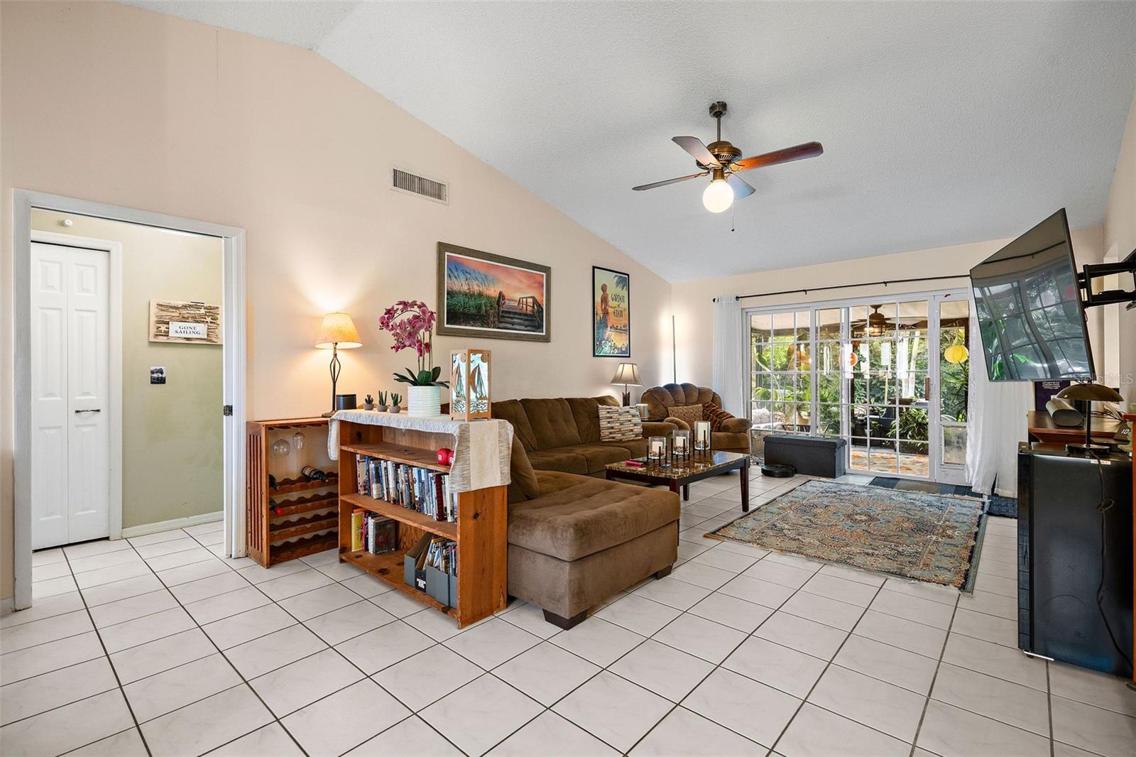 2161 CYPRESS POINT DR N