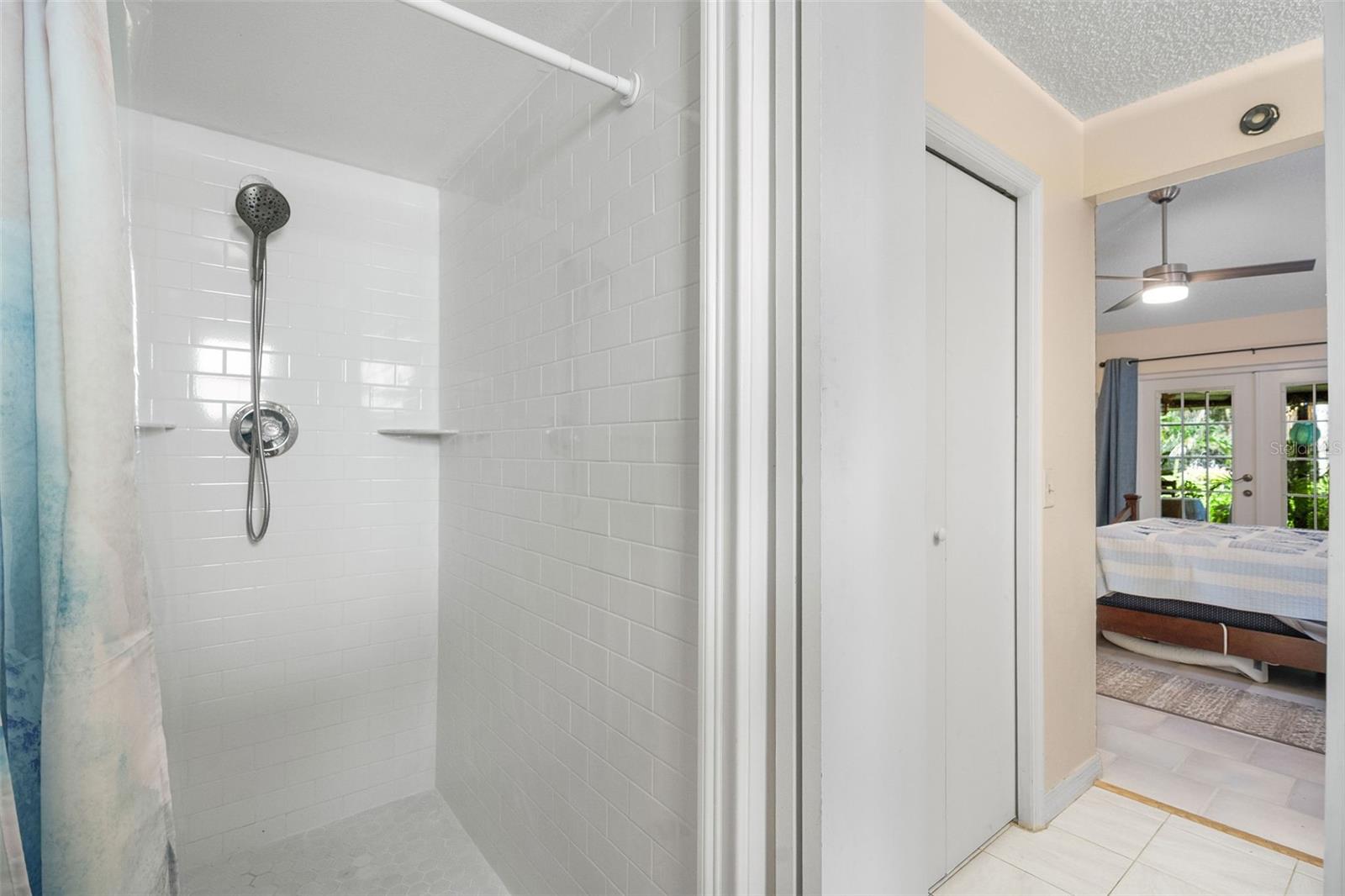 2161 CYPRESS POINT DR N