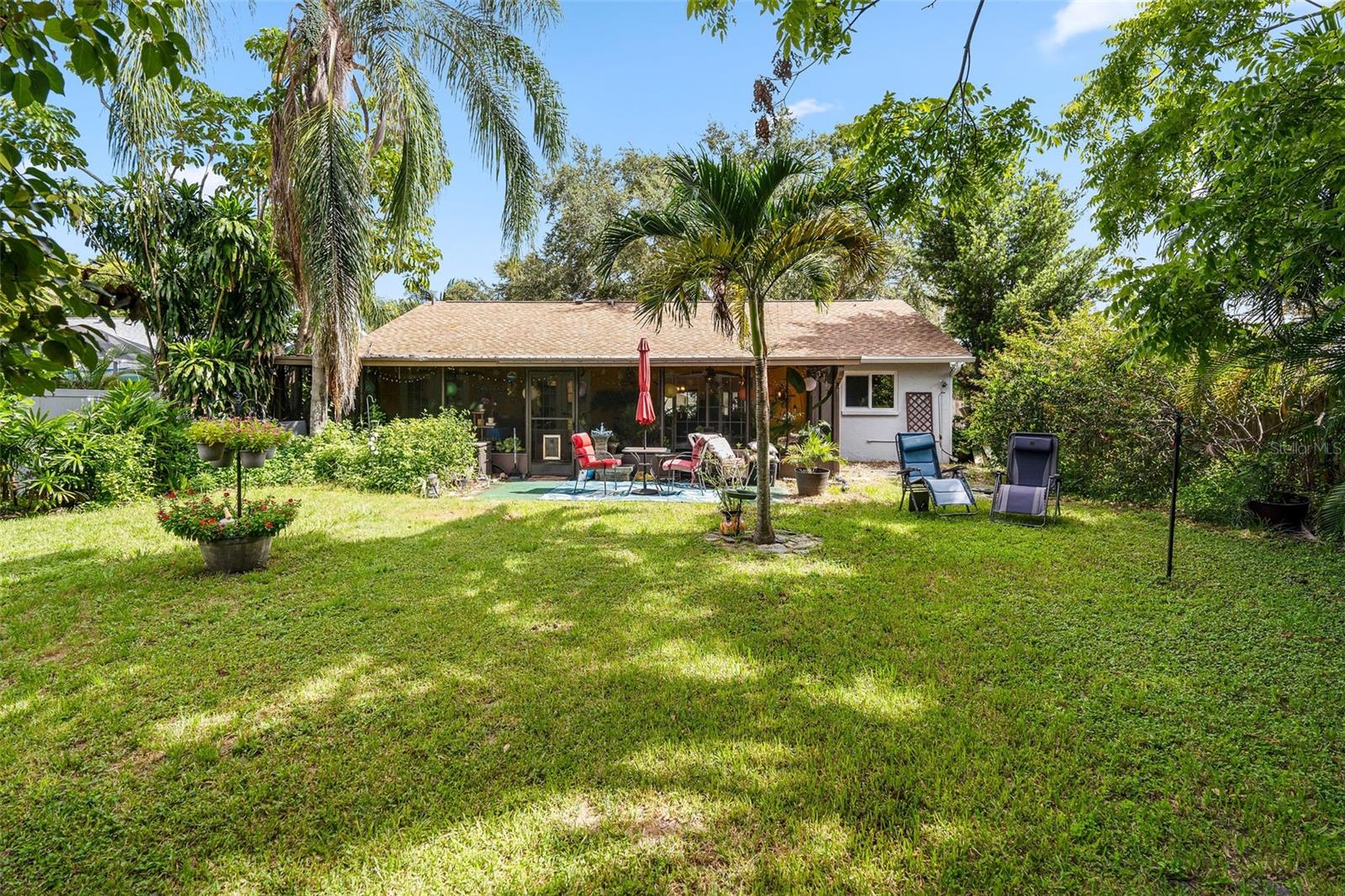 2161 CYPRESS POINT DR N