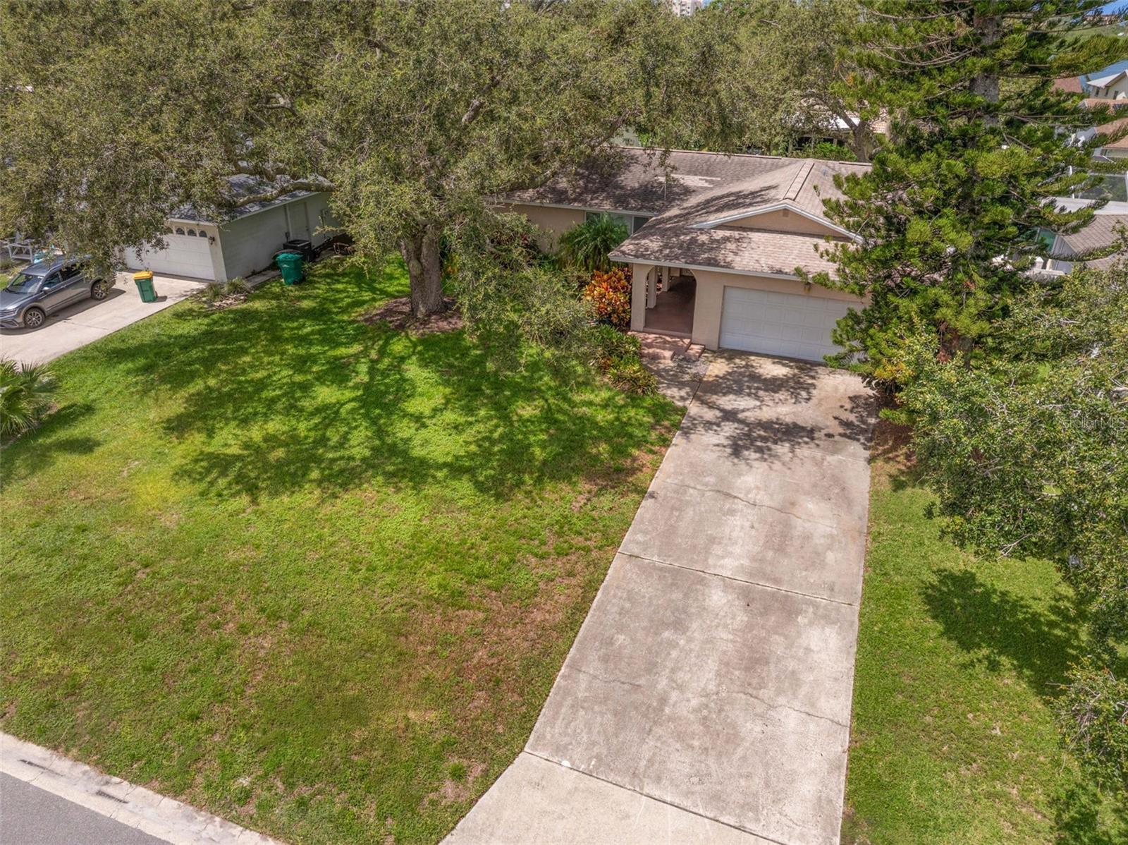8054 BAYSHORE DR