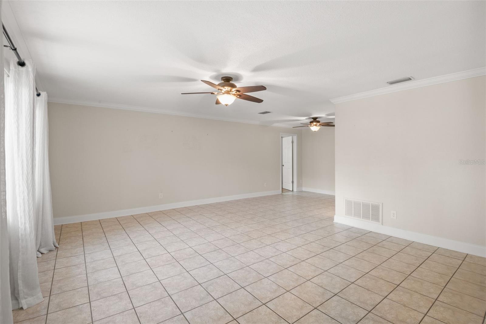 8054 BAYSHORE DR