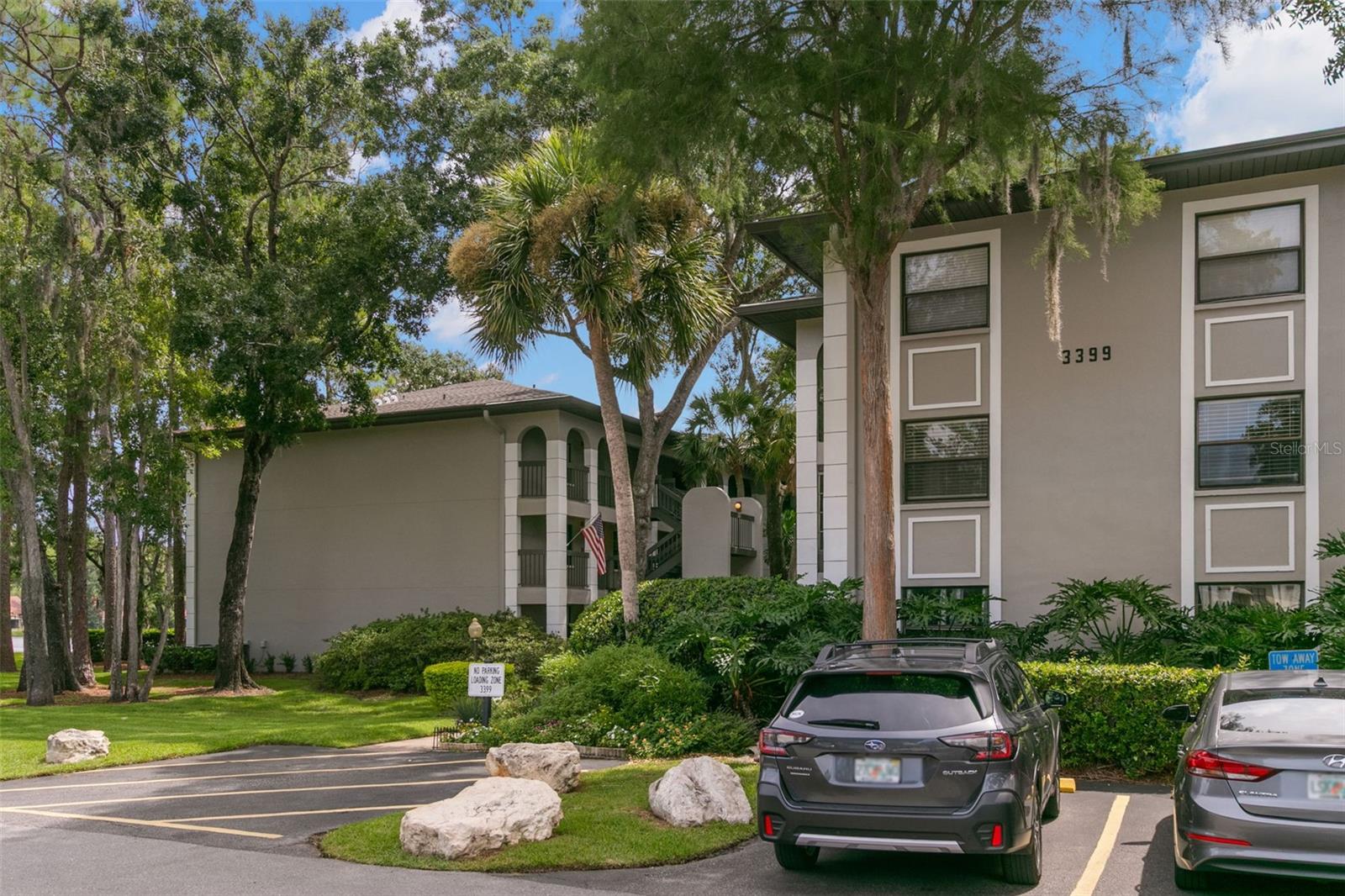 3399 MERMOOR DR #309