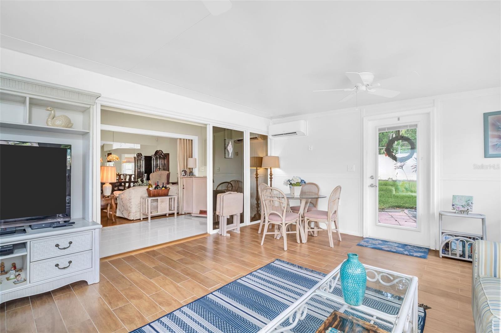 1600 HIGHLAND CLUB LN