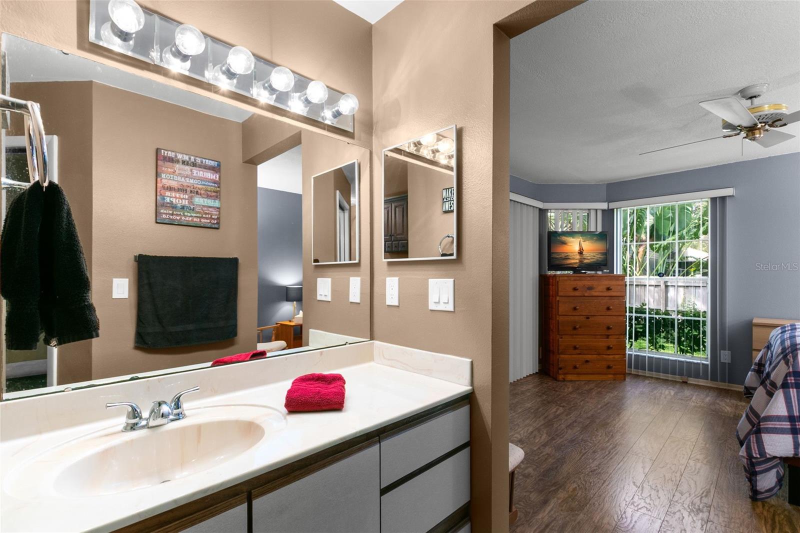 2692 WALNUT DR #1004