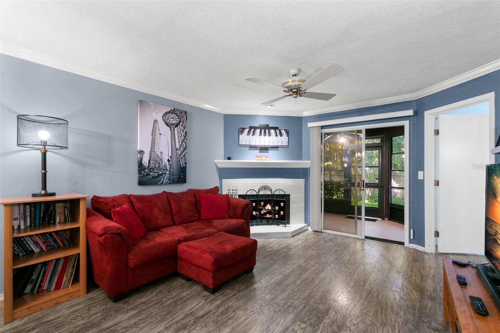 2692 WALNUT DR #1004