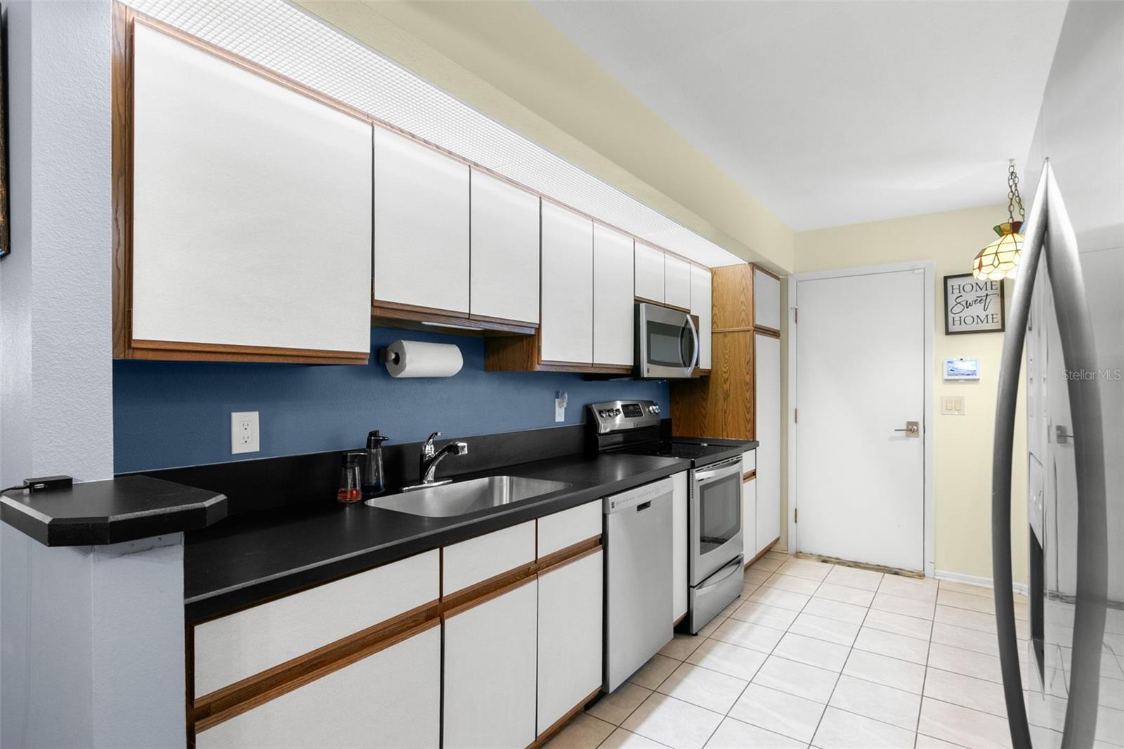 2692 WALNUT DR #1004