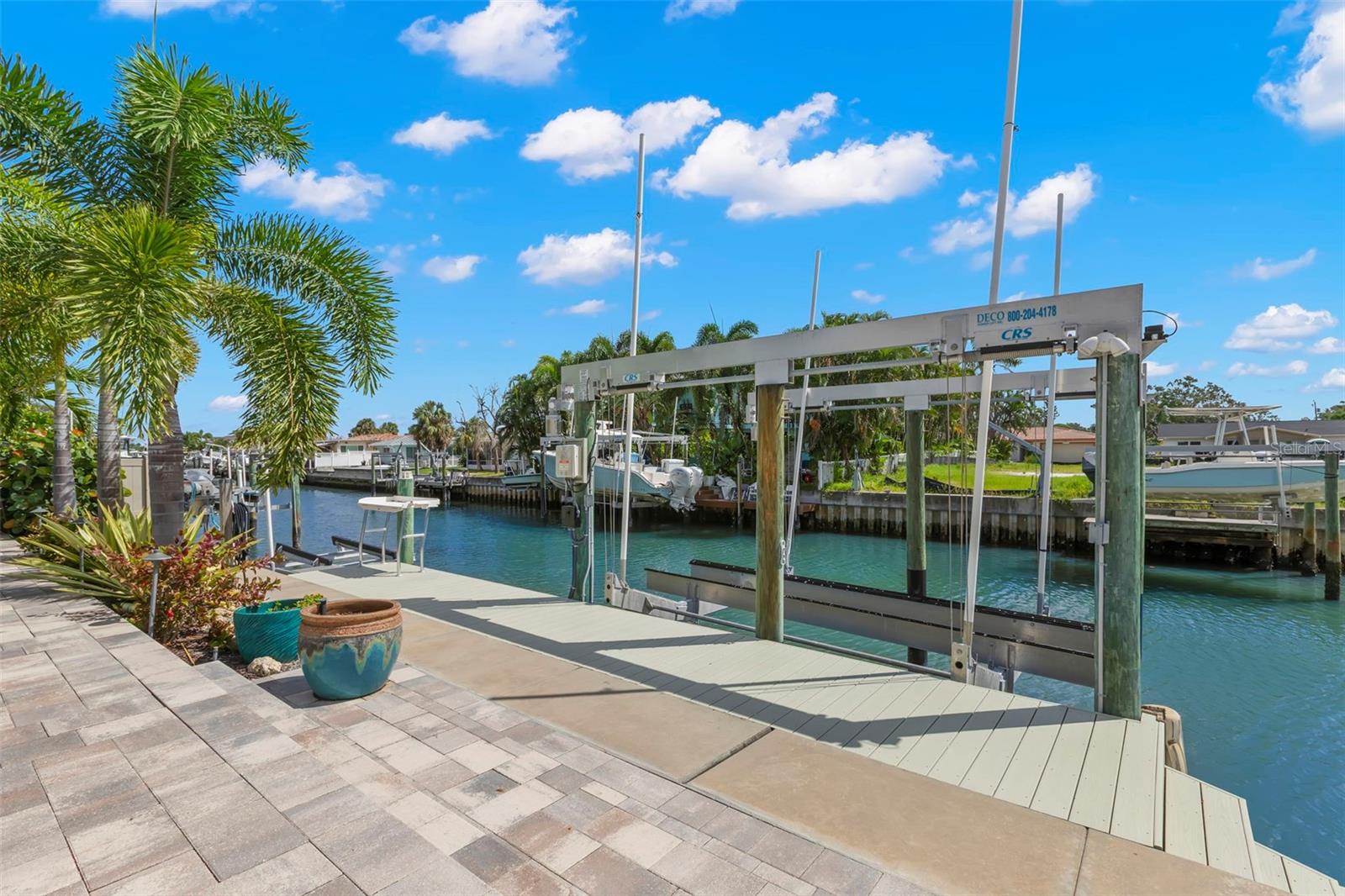 2133 HARBOR VIEW DR