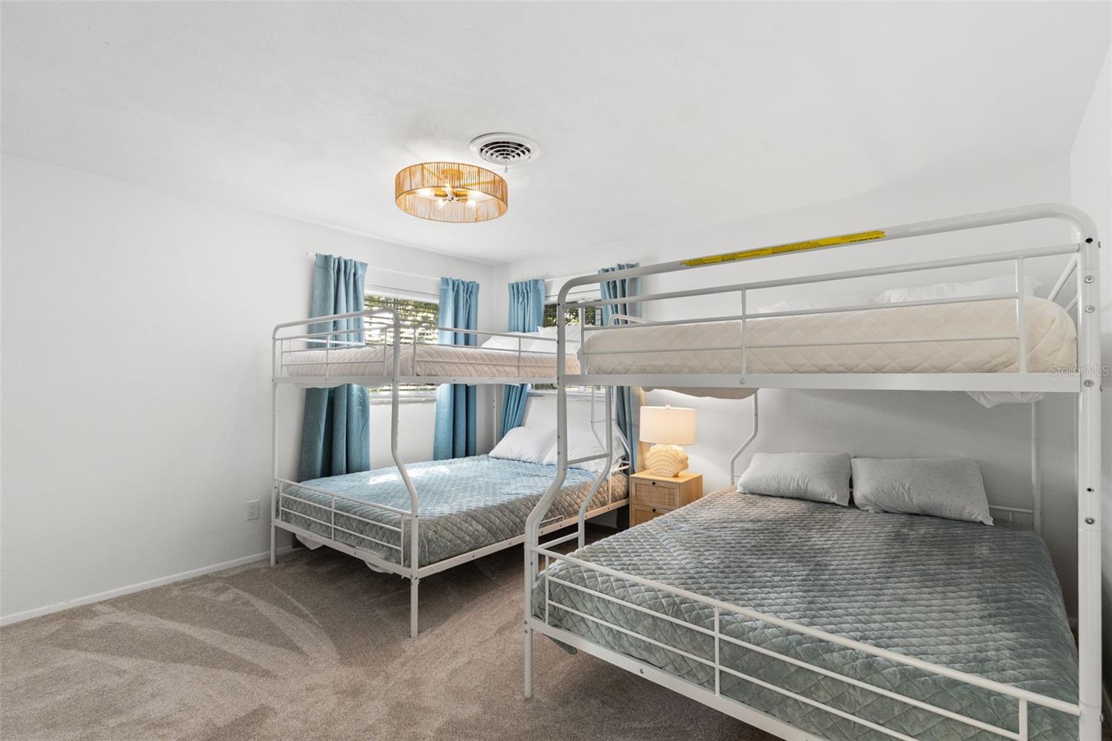 3488 SHADY BLUFFS DR