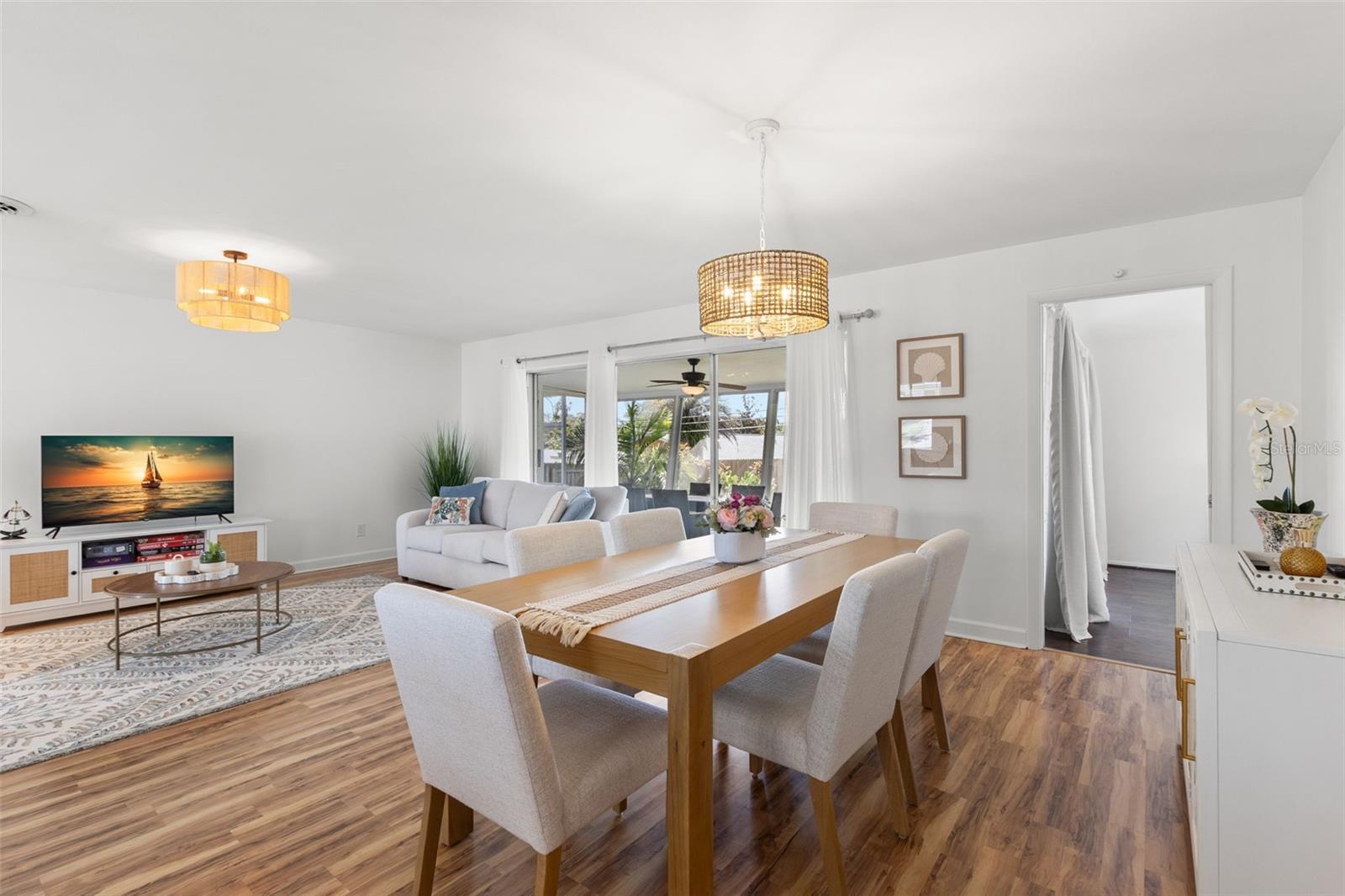 3488 SHADY BLUFFS DR