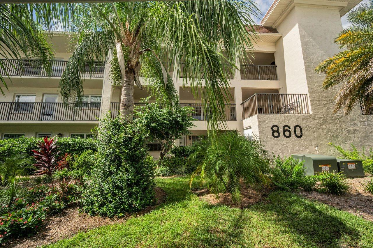 860 VIRGINIA ST #105