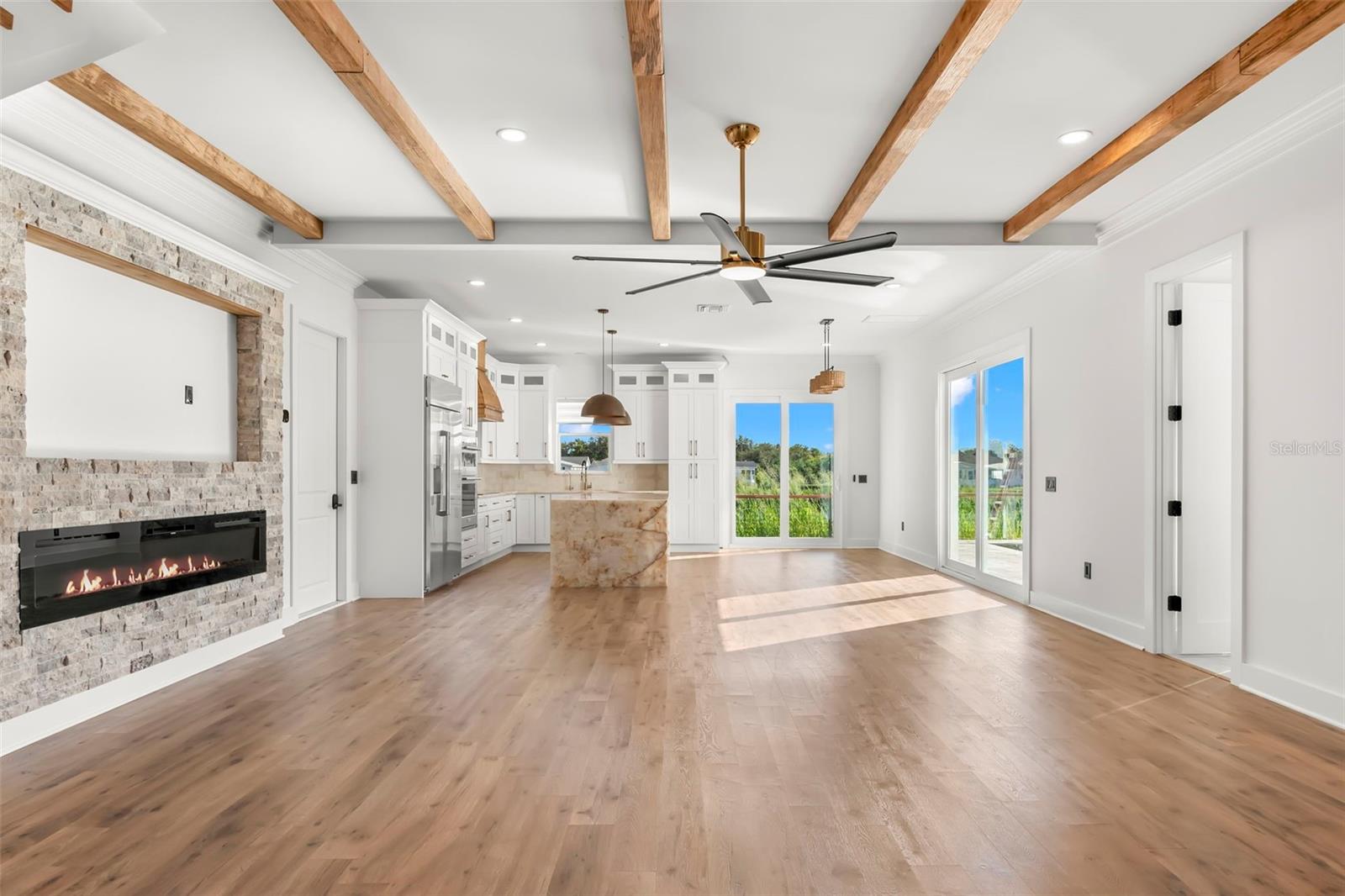 3426 CHANNELSIDE CT