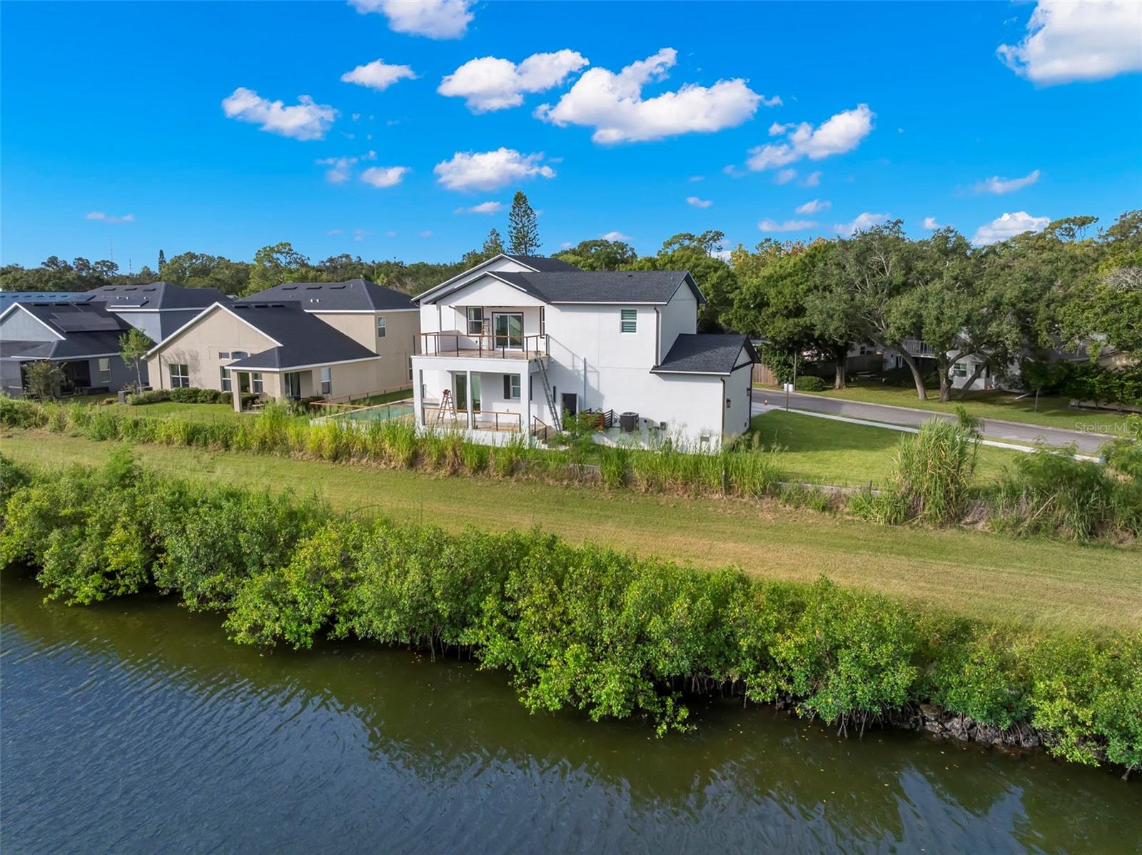 3426 CHANNELSIDE CT