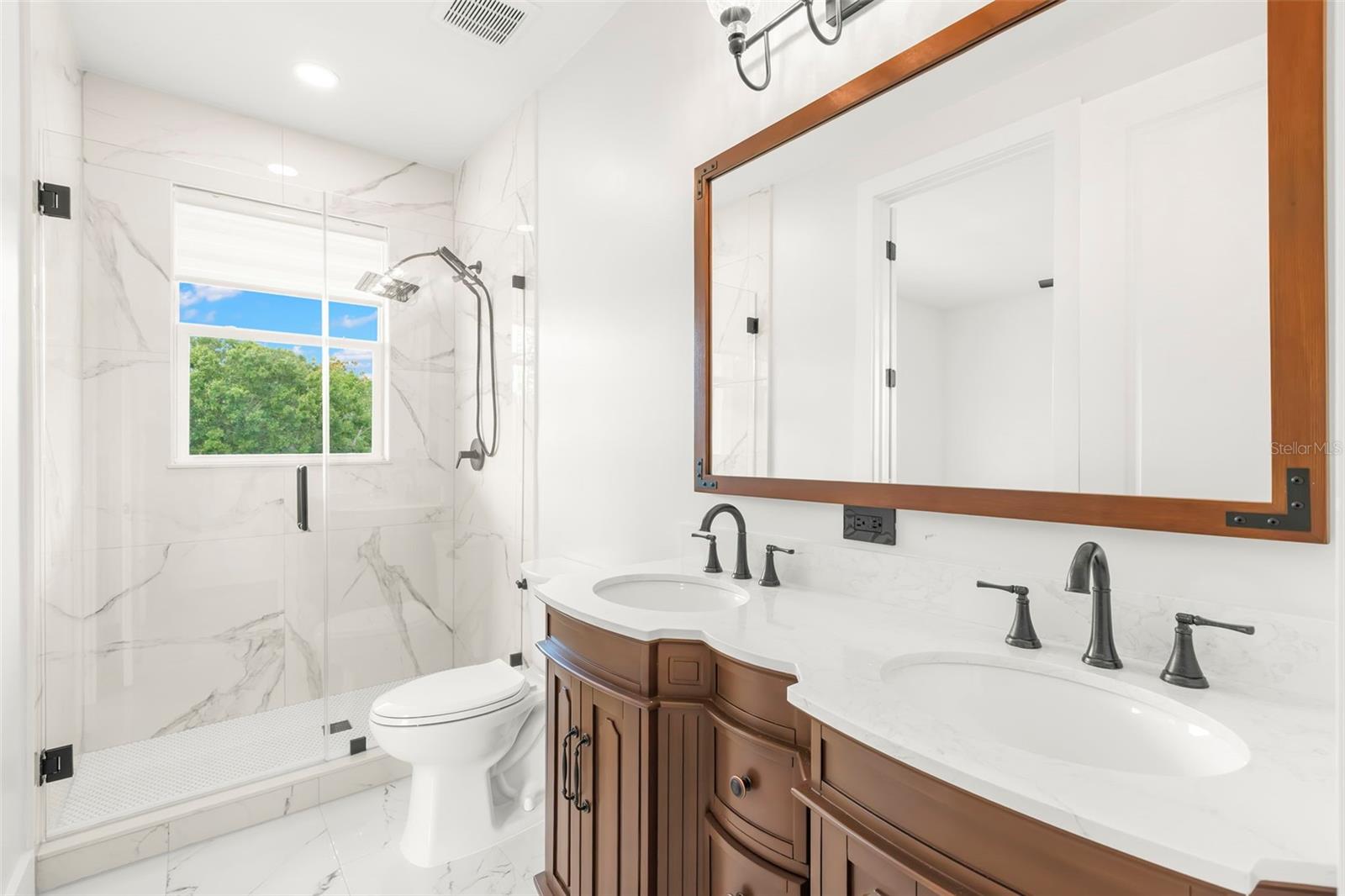 3426 CHANNELSIDE CT
