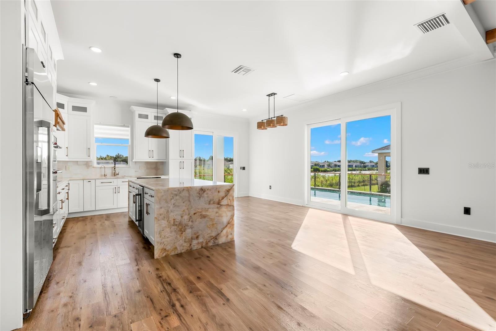 3426 CHANNELSIDE CT